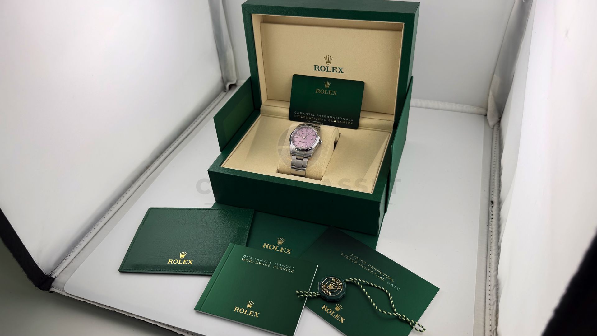 ROLEX OYSTER PERPETUAL *NOVEMBER 2025 - ALL NEW / UNWORN* CANDY PINK DIAL - OYSTER STEEL *WOW* - Image 15 of 28