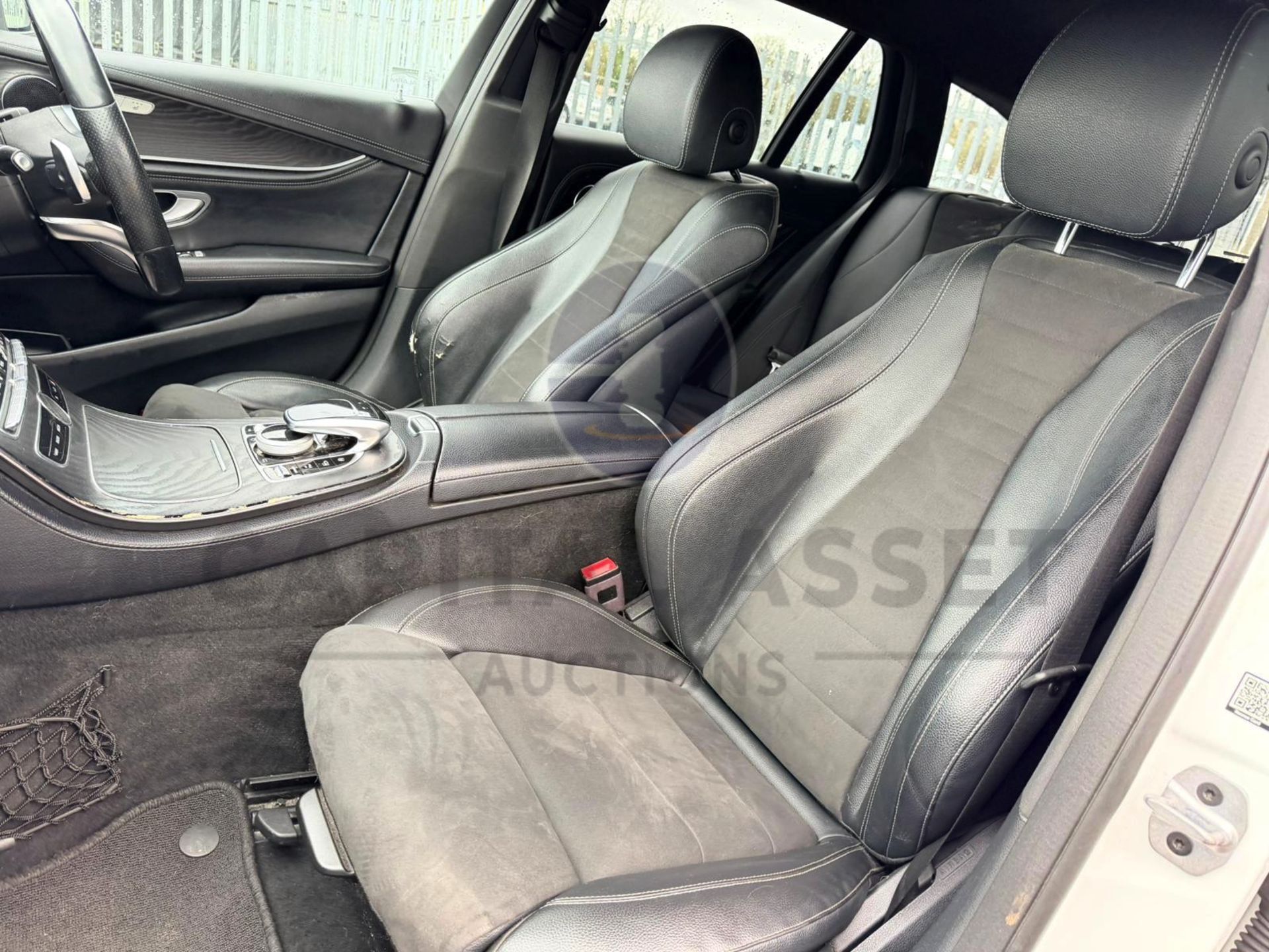 MERCEDES E220d "AMG-LINE" 2.0d 9-G TRONIC AUTO ESTATE (2020 MODEL) LEATHER - SAT NAV - REAR CAMERA - Image 10 of 25