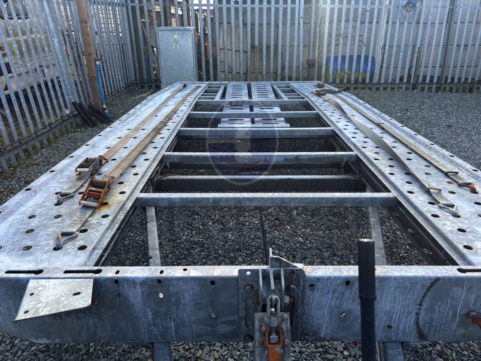 PRG TWIN AXEL RECOVERY TRAILER (2024) 19ft LONG - 1 OWNER - TILT BED WITH LOADING RAMPS - Image 5 of 7