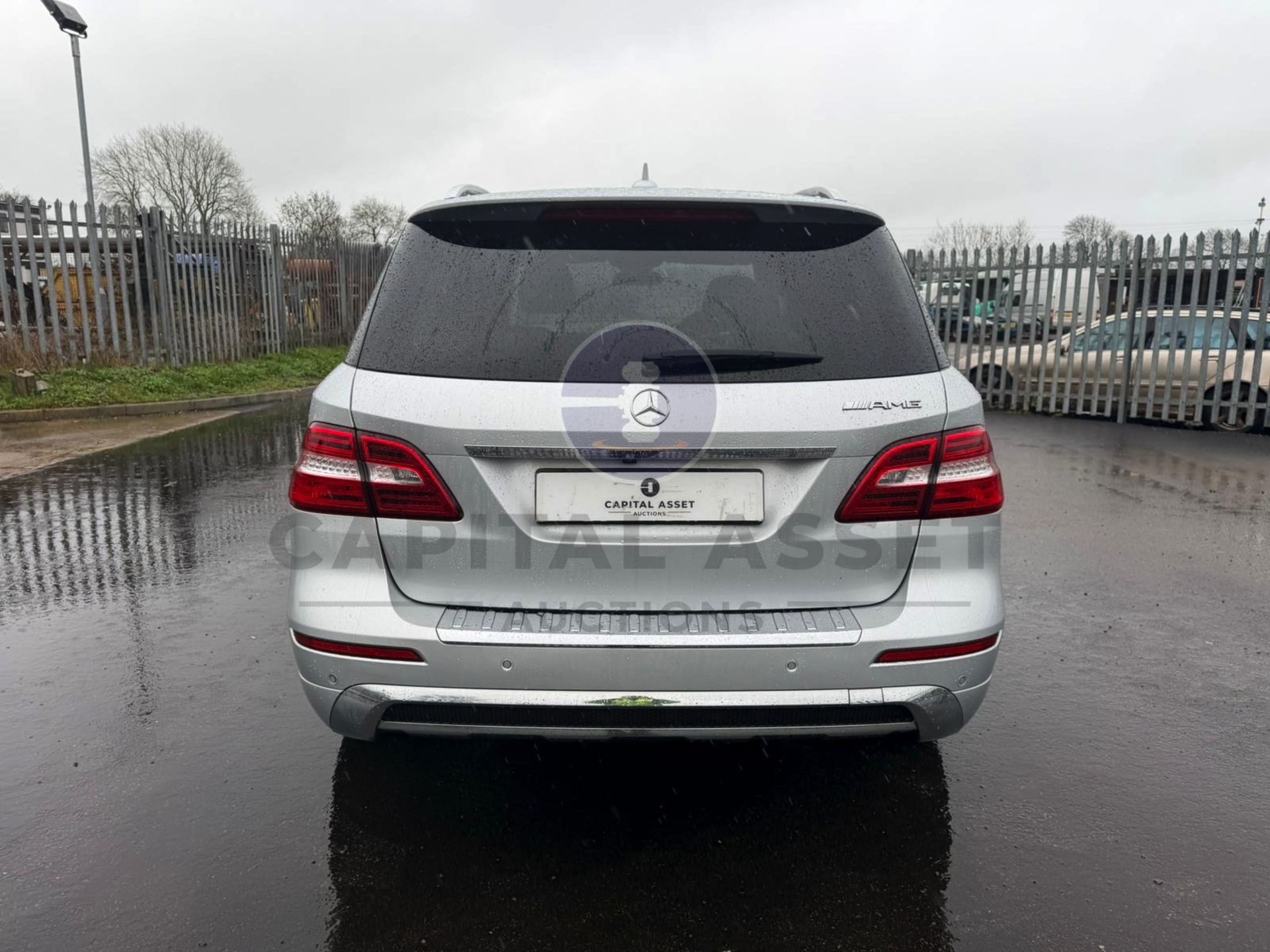 (On Sale) MERCEDES-BENZ ML 250 CDI *AMG LINE PREMIUM* 5 DOOR SUV (64 REG) 7G TRONIC AUTO *HUGE SPEC* - Image 4 of 29