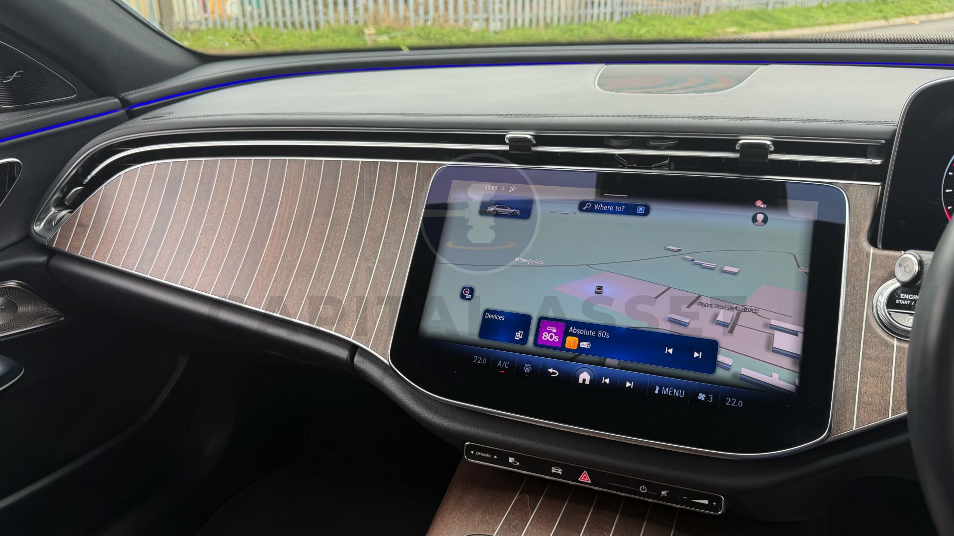 MERCEDES-BENZ E220D "EXCLUSIVE PREMIUM" (2025 MODEL) 9G-AUTO - PAN ROOF - BLACK - MEGA SPEC!!! - Image 47 of 57