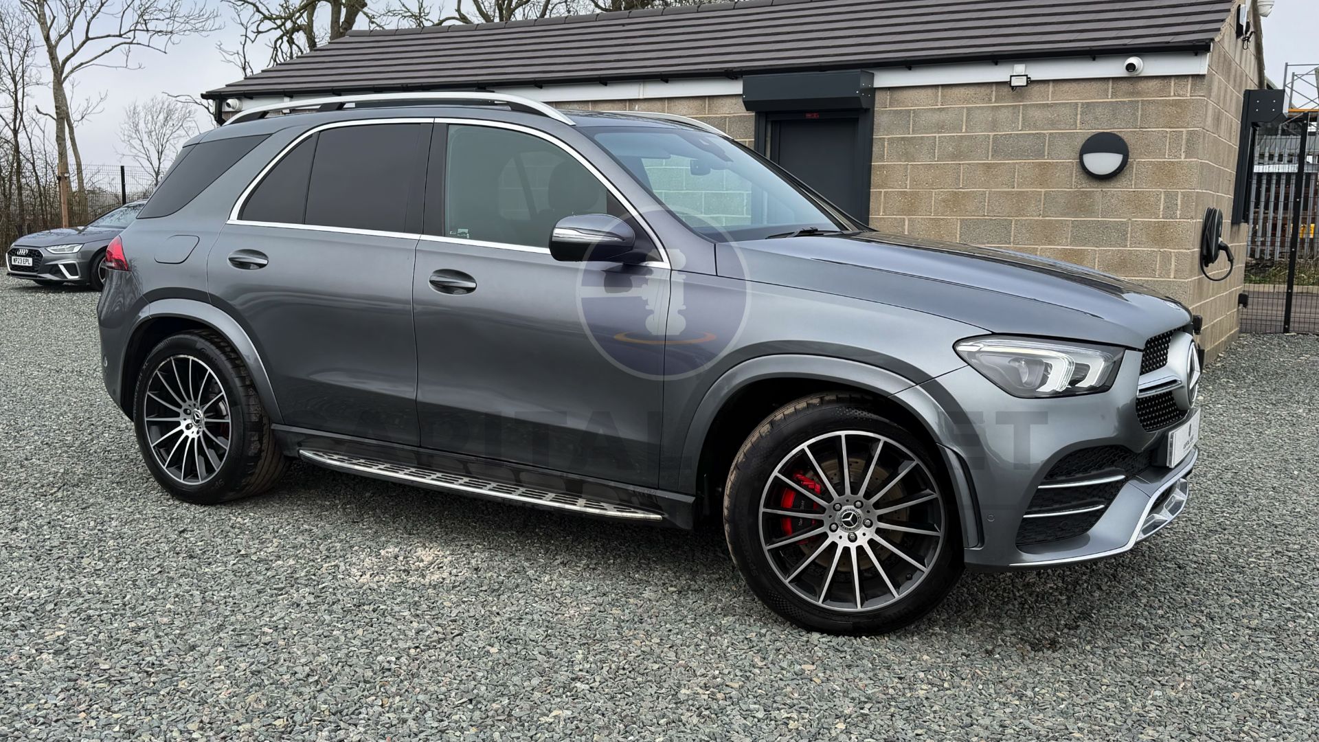 (On Sale) MERCEDES-BENZ GLE 400D *AMG LINE PREMIUM* (2023 - FACELIFT) 9G AUTO *7 SEATER* (NO VAT) - Image 14 of 65