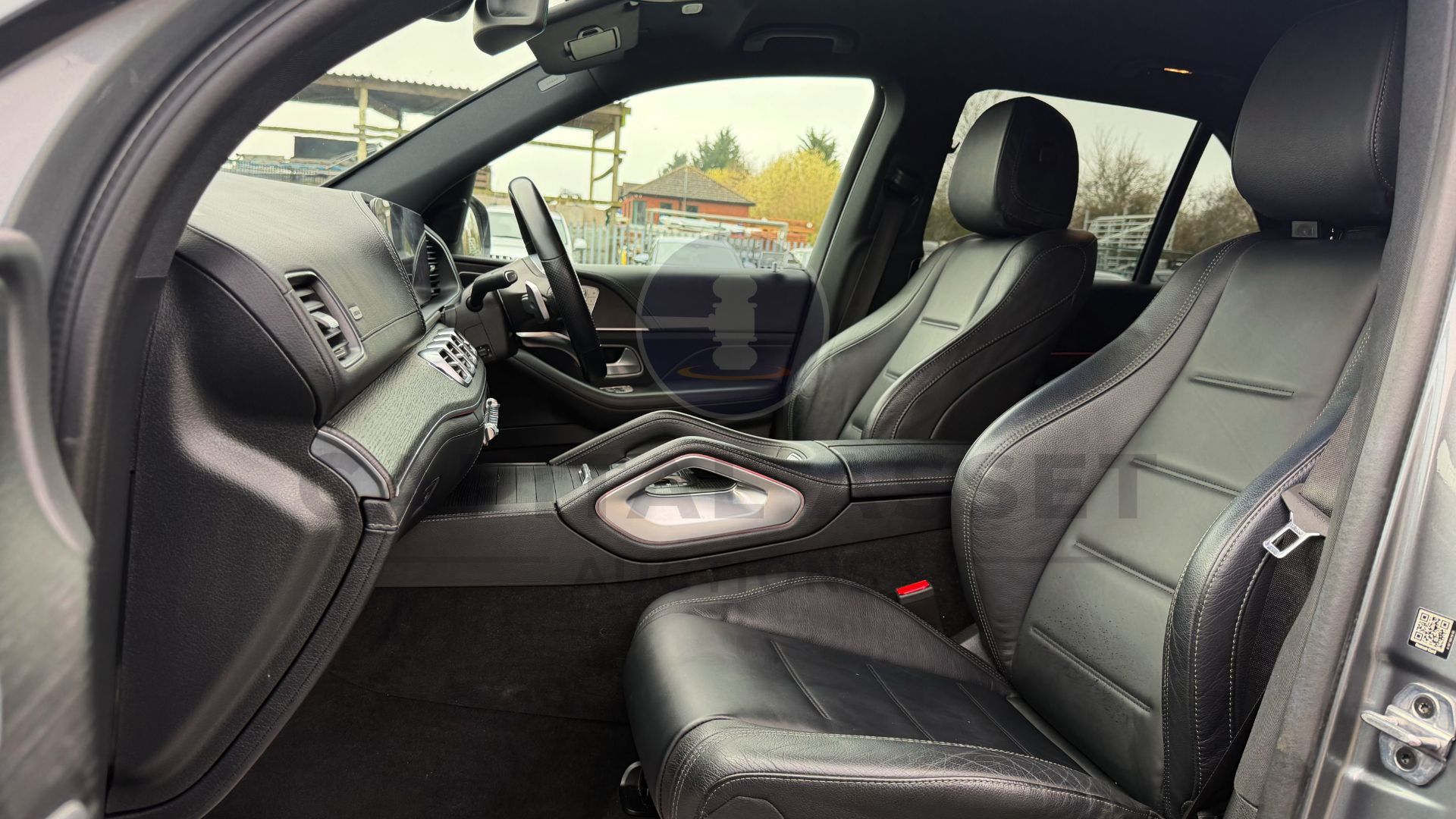 (On Sale) MERCEDES-BENZ GLE 400D *AMG LINE PREMIUM* (2023 - FACELIFT) 9G AUTO *7 SEATER* (NO VAT) - Image 27 of 65