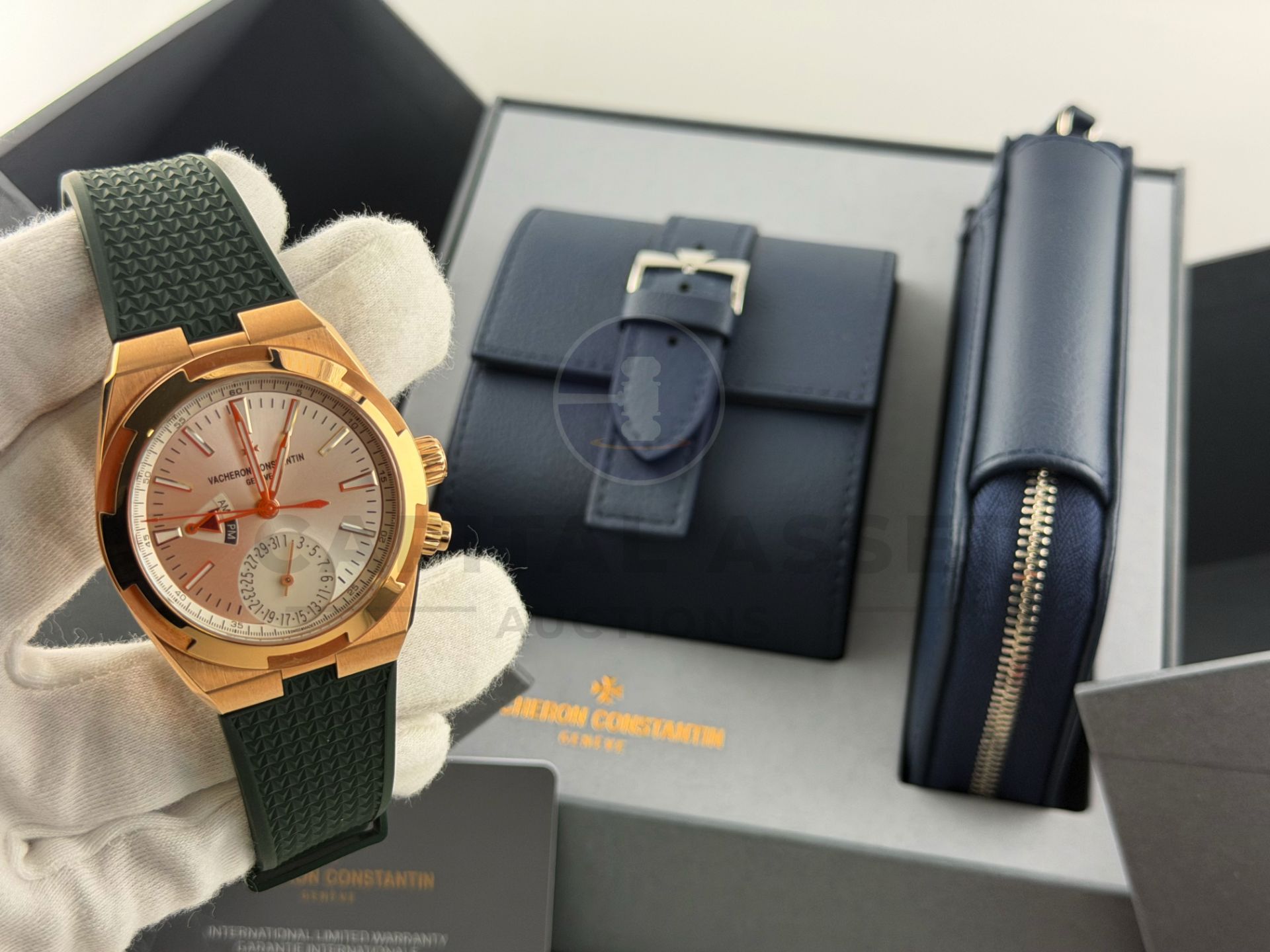 VACHERON CONSTANTIN OVERSEAS DUAL-TIME *18CT PINK GOLD* (2025) 41MM SILVER TONED SUNBURST DIAL - Image 11 of 25