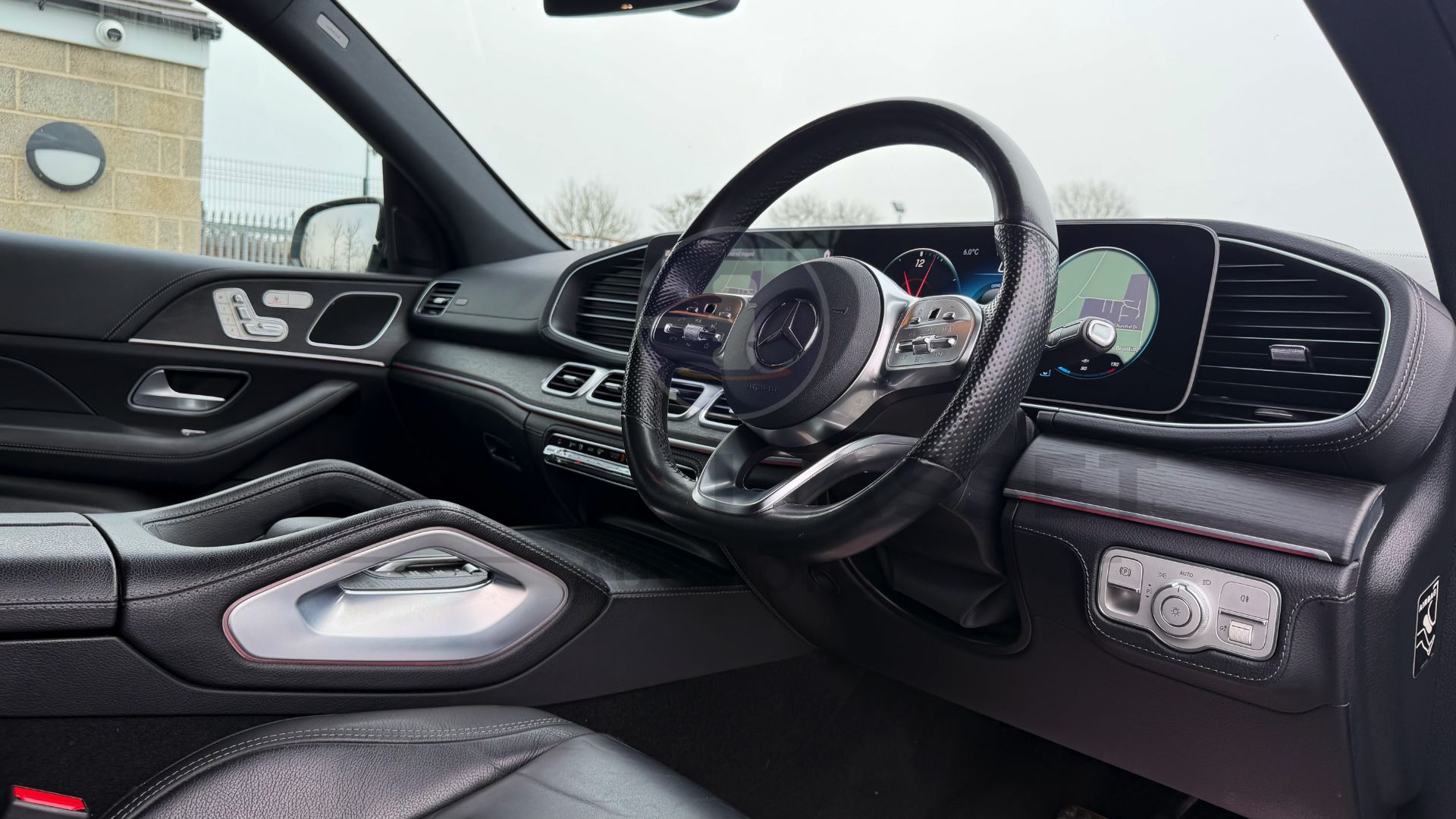 (On Sale) MERCEDES-BENZ GLE 400D *AMG LINE PREMIUM* (2023 - FACELIFT) 9G AUTO *7 SEATER* (NO VAT) - Image 51 of 65