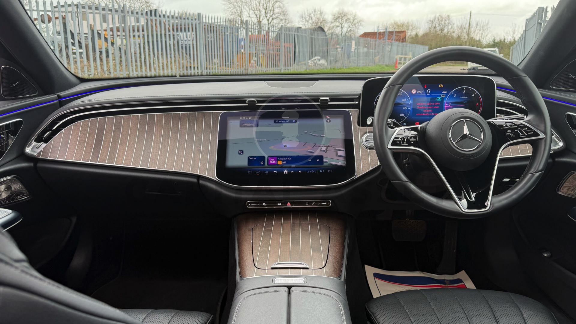 MERCEDES-BENZ E220D "EXCLUSIVE PREMIUM" (2025 MODEL) 9G-AUTO - PAN ROOF - BLACK - MEGA SPEC!!! - Image 34 of 57