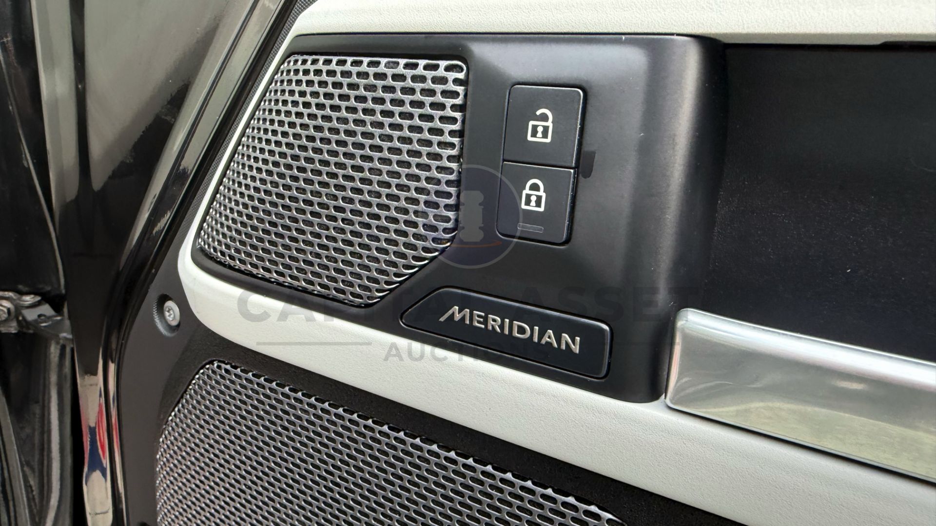 "ON SALE" LAND ROVER DEFENDER 110 *XS EDITION* 5 DOOR SUV (2022 - EURO 6) 3.0 D250 - (NO VAT) - Image 41 of 64