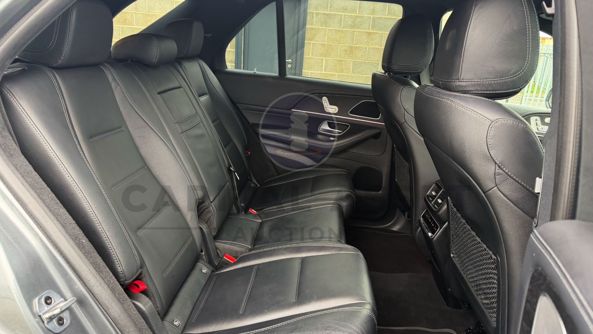 (On Sale) MERCEDES-BENZ GLE 400D *AMG LINE PREMIUM* (2023 - FACELIFT) 9G AUTO *7 SEATER* (NO VAT) - Image 39 of 65