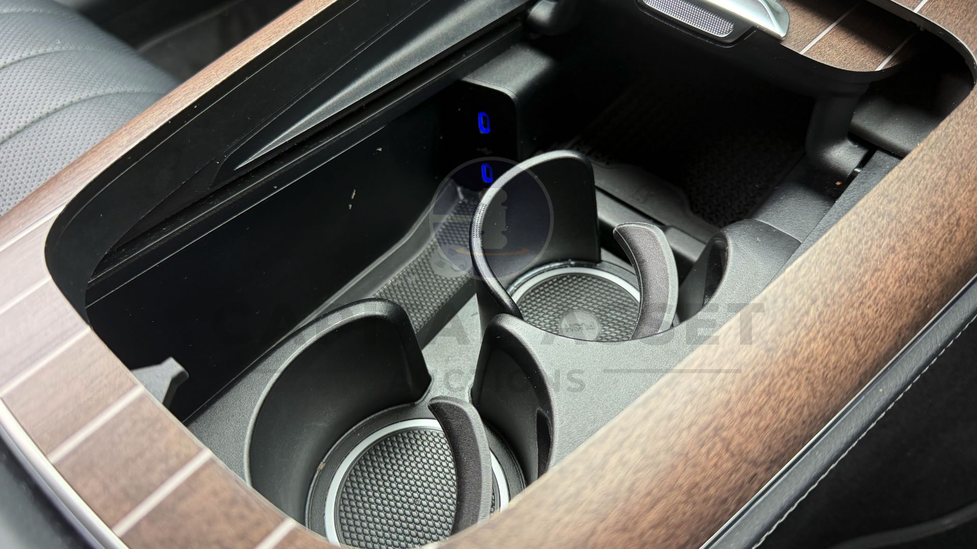 MERCEDES-BENZ E220D "EXCLUSIVE PREMIUM" (2025 MODEL) 9G-AUTO - PAN ROOF - BLACK - MEGA SPEC!!! - Image 52 of 57