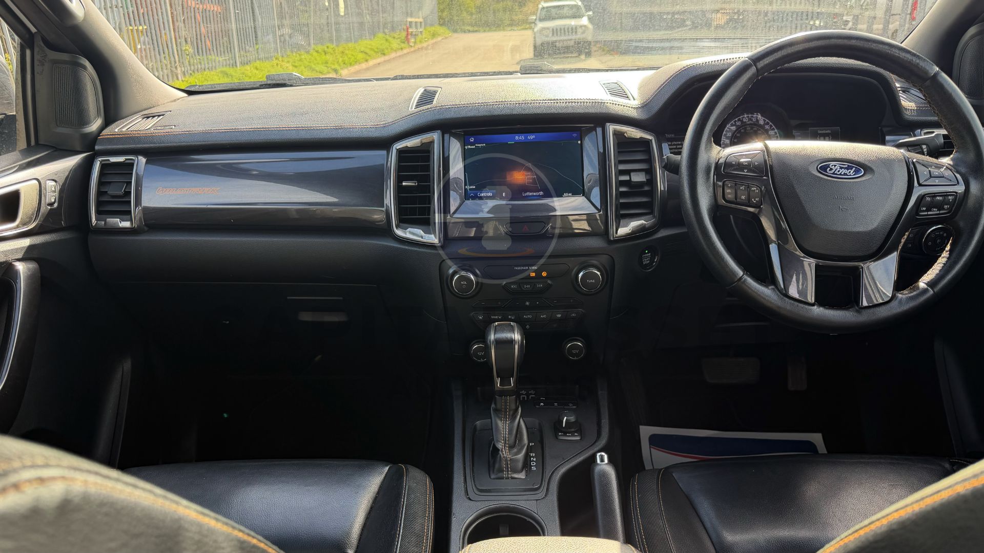 FORD RANGER *WILDTRAK* D/CAB PICK-UP (2022) 2.0 TDCI 'ECOBLUE' 10 SPEED AUTO *ONLY 57,000 FROM NEW* - Image 31 of 50