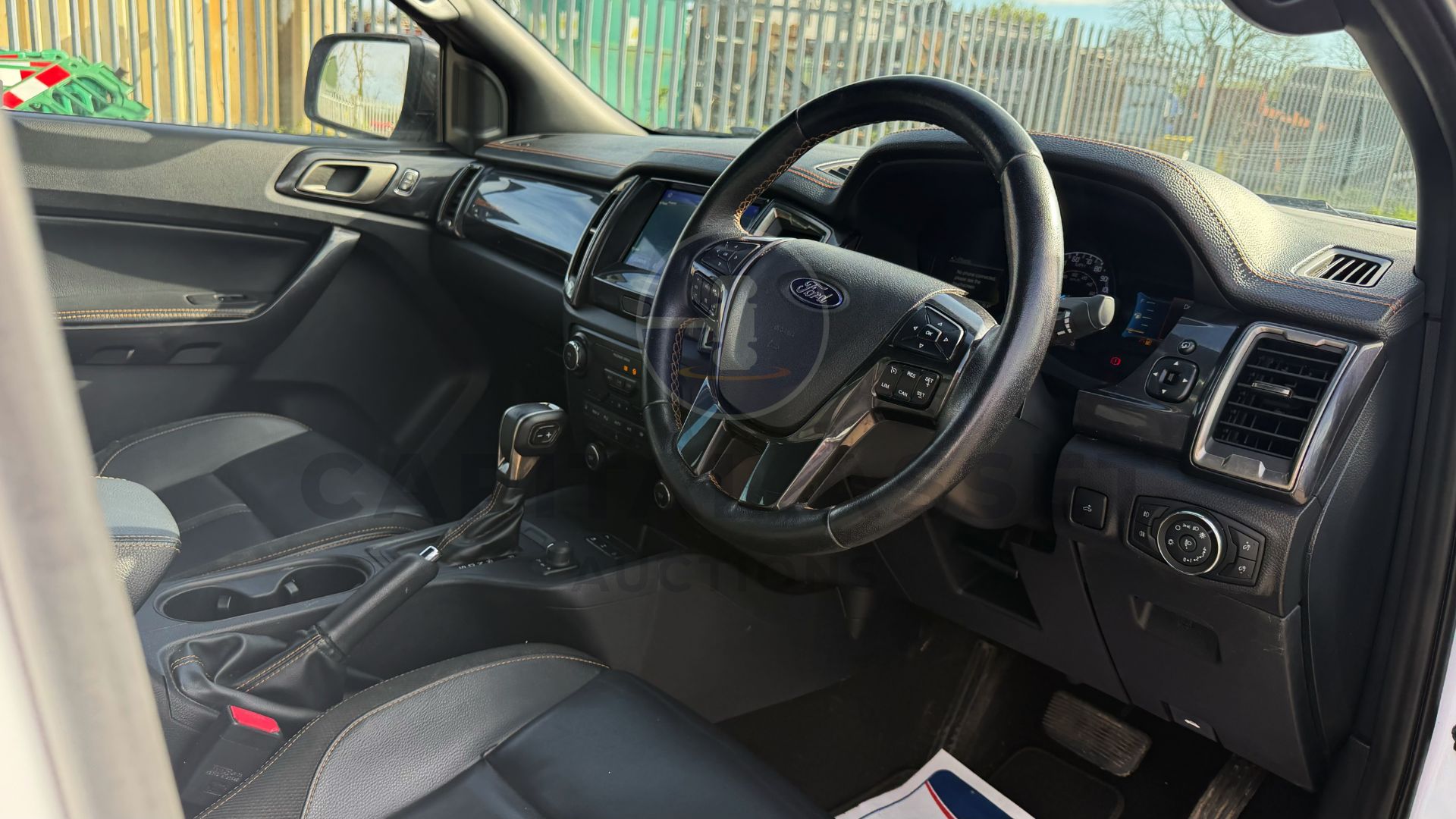 FORD RANGER *WILDTRAK* D/CAB PICK-UP (2022) 2.0 TDCI 'ECOBLUE' 10 SPEED AUTO *ONLY 57,000 FROM NEW* - Image 37 of 50