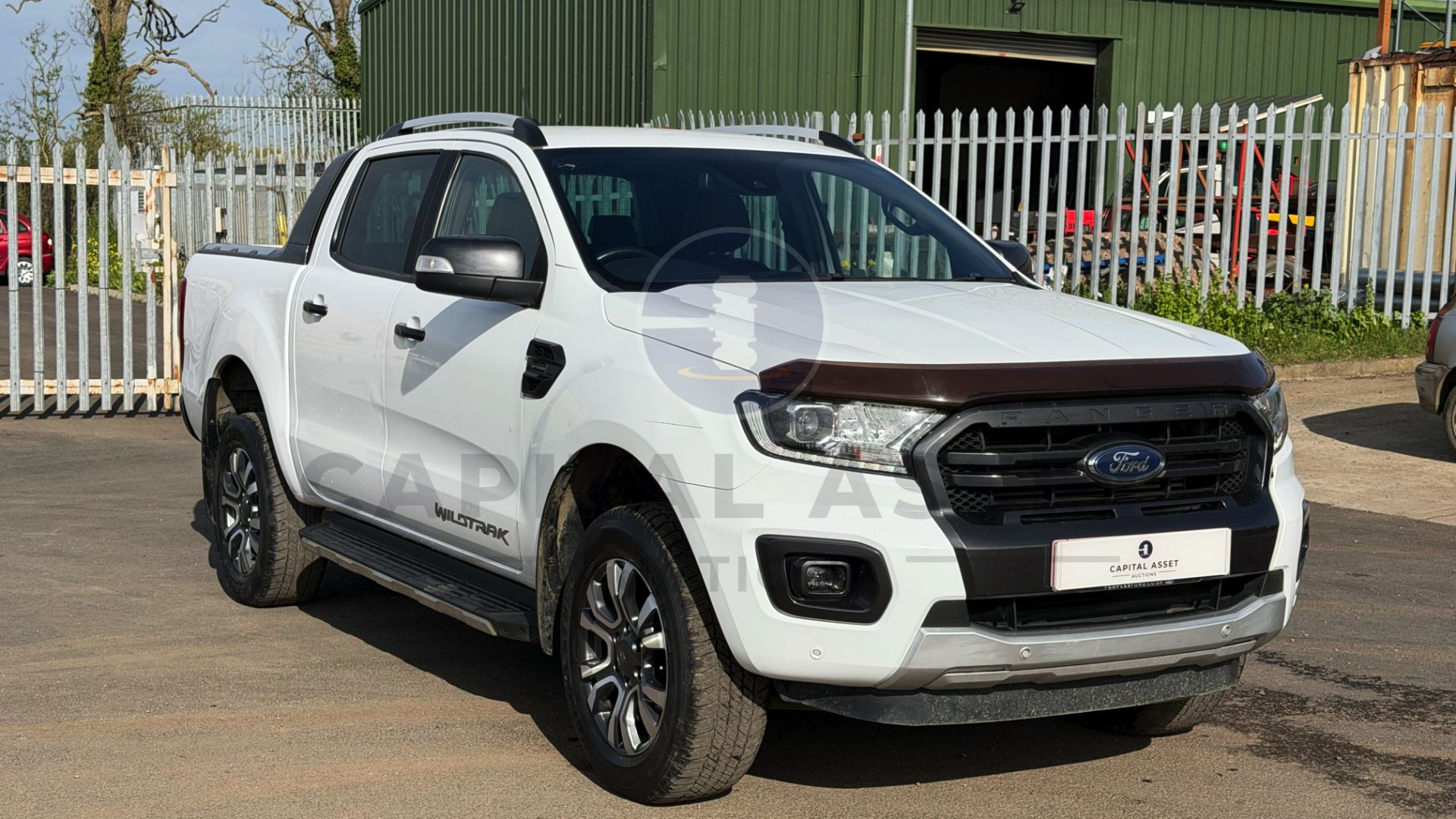 FORD RANGER *WILDTRAK* D/CAB PICK-UP (2022) 2.0 TDCI 'ECOBLUE' 10 SPEED AUTO *ONLY 57,000 FROM NEW* - Image 13 of 50