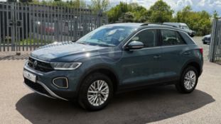 VOLKSWAGEN T-ROC *LIFE EDITION* 5 DOOR (2024) 1.5 TSI PETROL - AUTO S/S *HUGE SPEC* (ONLY 19K MILES)