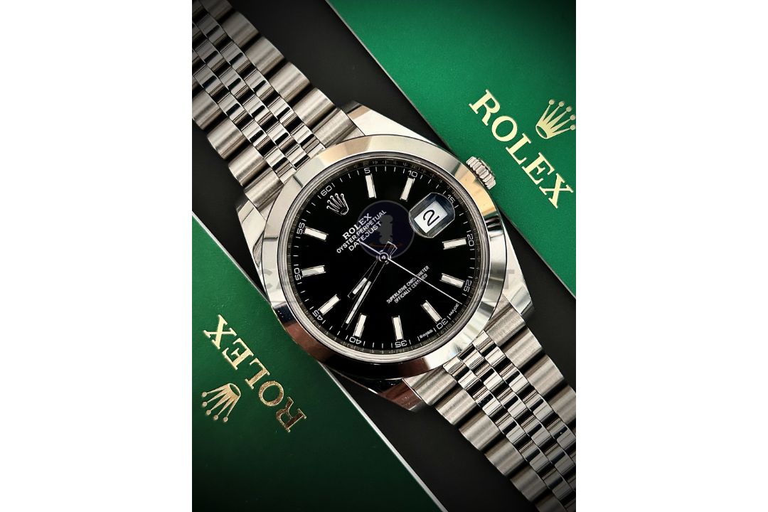 (ON SALE) ROLEX DATEJUST *41MM BRIGHT BLACK DIAL* (JUNE 2025 - NEW & UNWORN) OYSTER STEEL & JUBILEE - Image 7 of 7