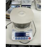 A&D FZ-2000i Precision Balance – 0.01g Readability, 2200g Capacity