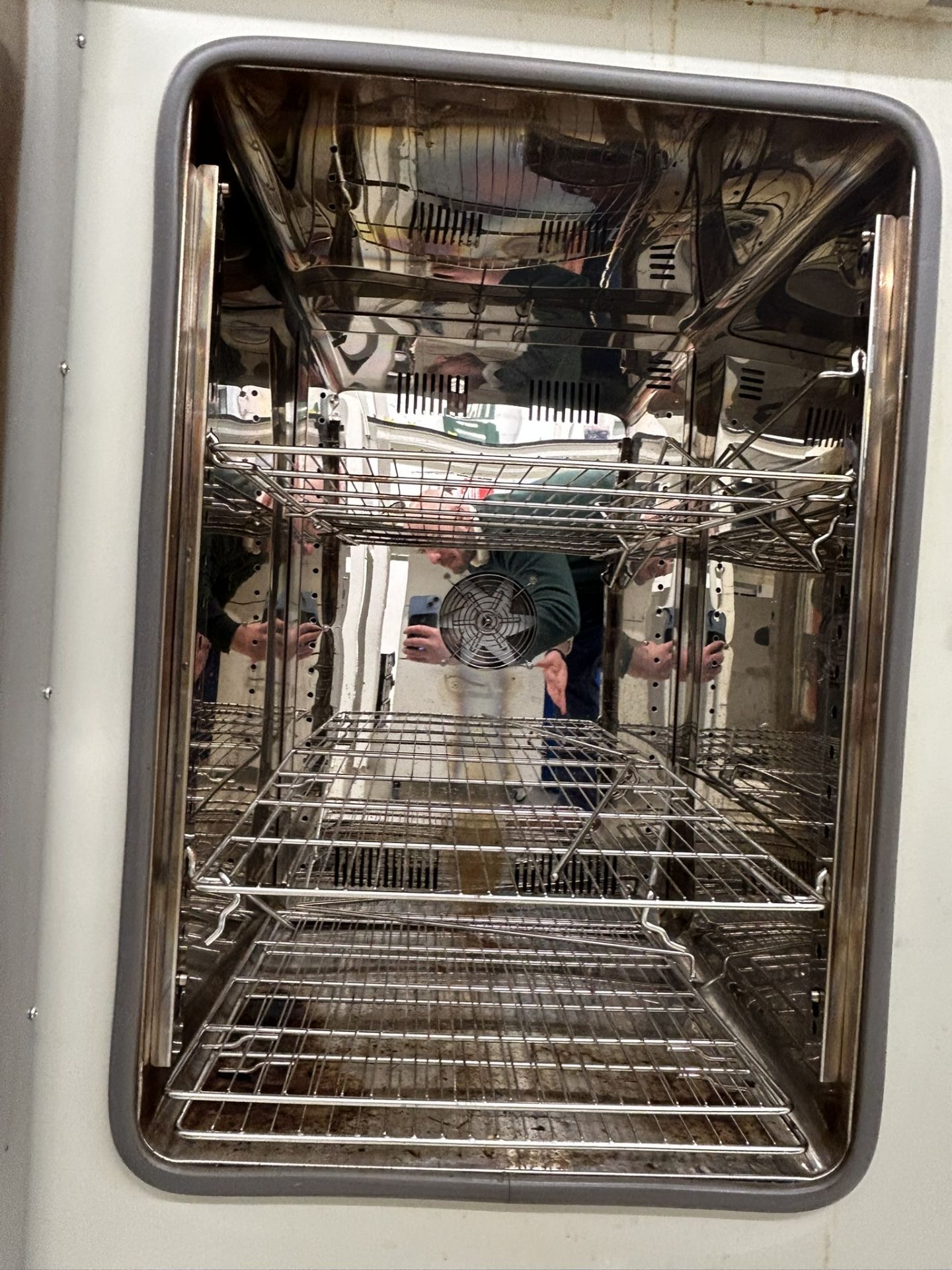 SciQuip Oven-210S Laboratory Drying Oven – 2500W (2020 Model, Wheeled) - Image 6 of 8