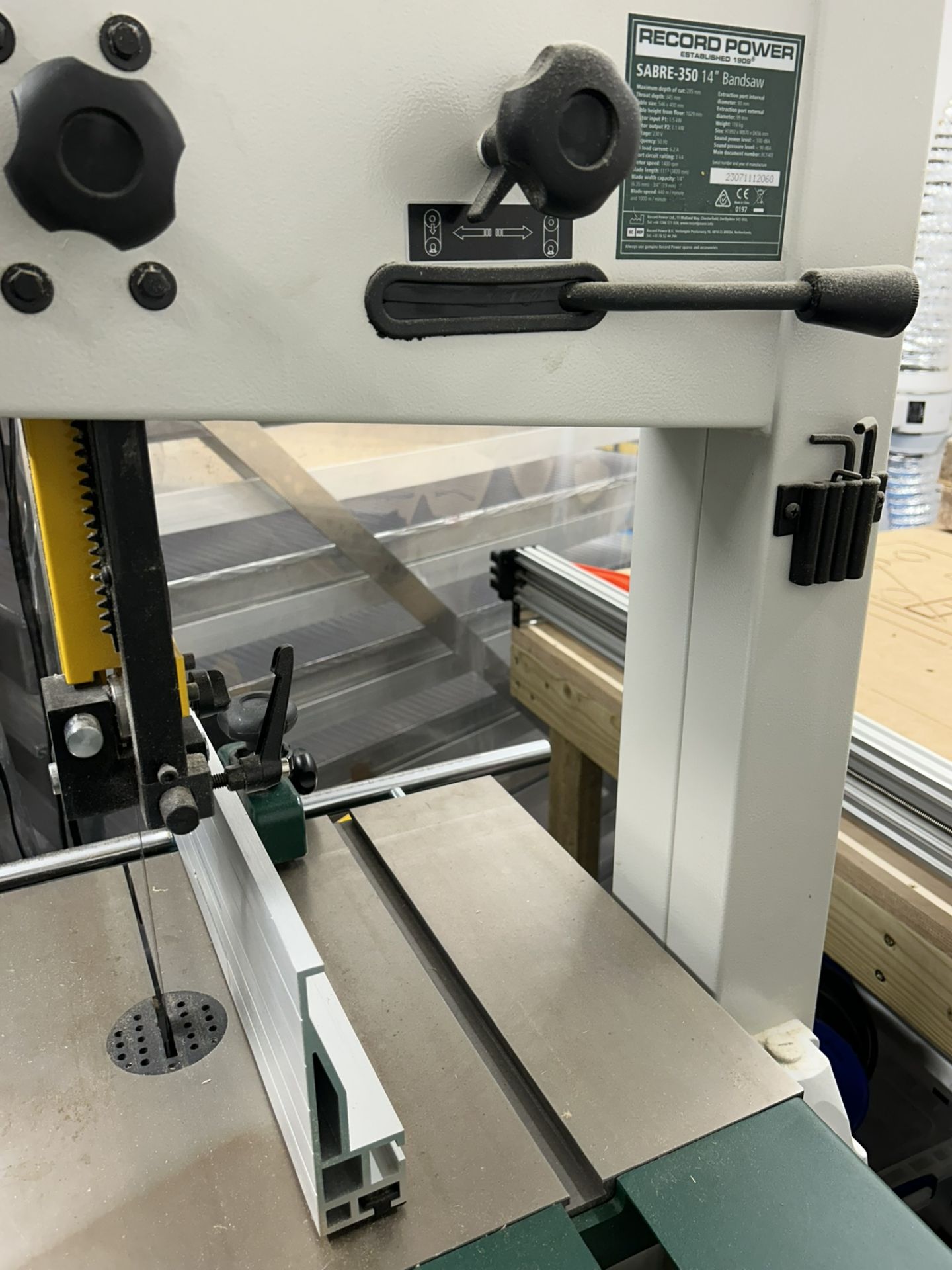Record Power Sabre-350 14" Bandsaw with Dust Extractor - Image 5 of 11
