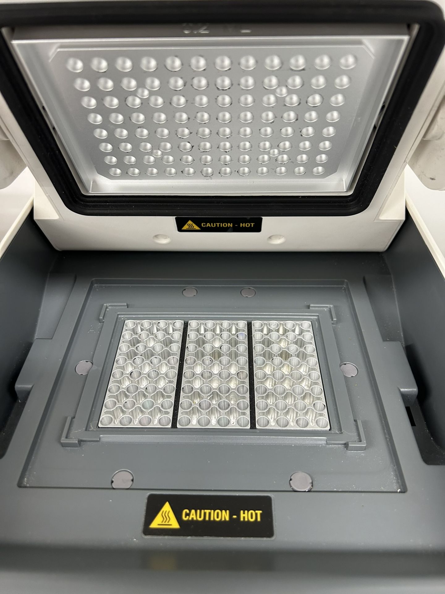 Applied Biosystems SimpliAmp Thermal Cycler (PCR Machine) - Image 2 of 5