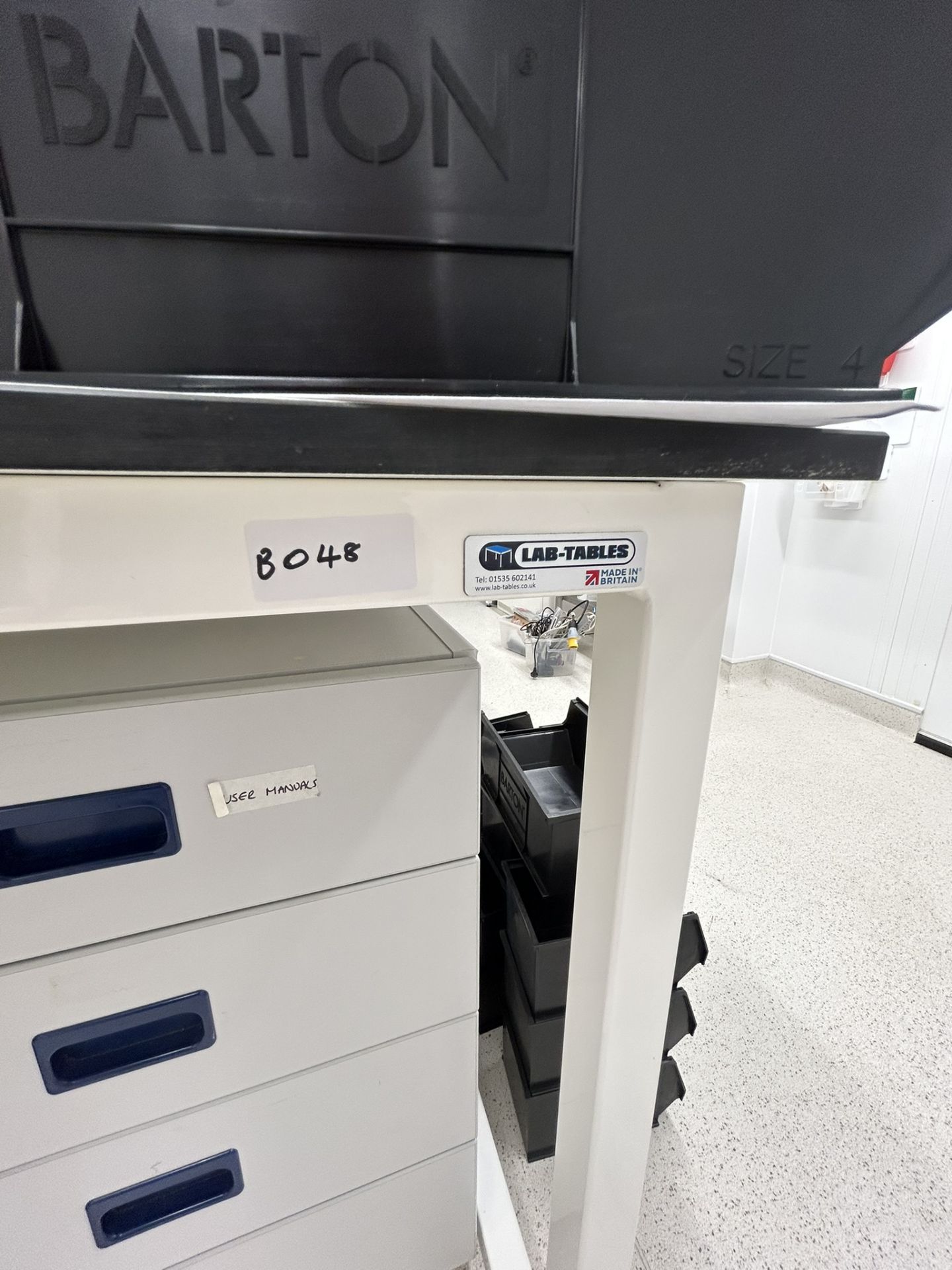 Laboratory Bench with Upper Shelf – Lab-Tables – Heavy Duty Workstation