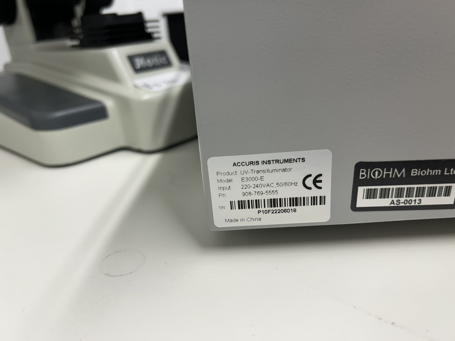 Accuris E3000-E UV Transilluminator with Safety Lid – Laboratory Equipment - Image 4 of 4