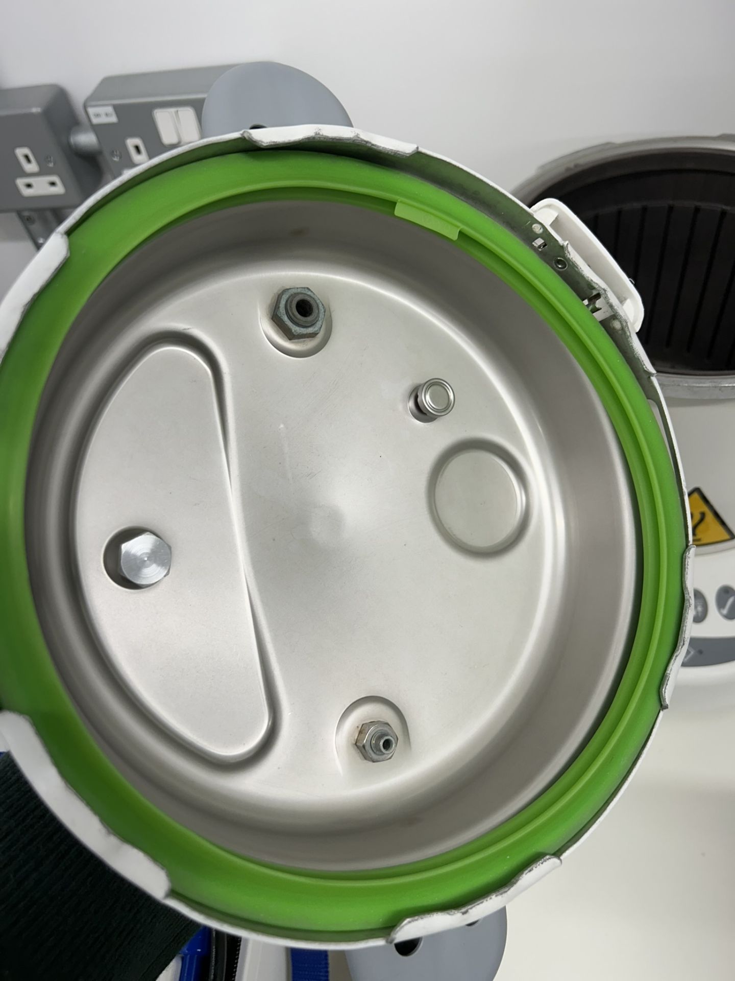Prestige Medical Classic Bench-Top Autoclave Steriliser (Model 210001) - Image 3 of 4