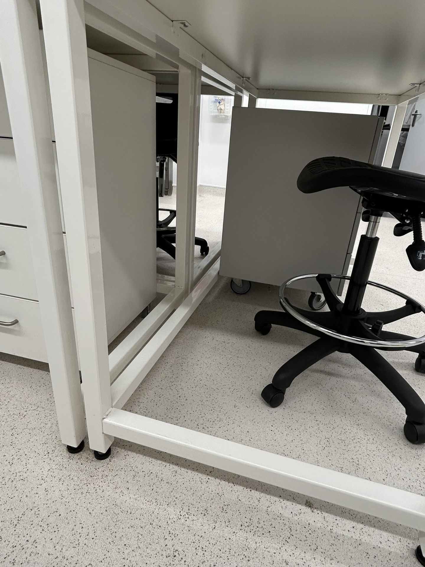 Laboratory Bench with Upper Shelf – Lab-Tables – Heavy Duty Workstation - Image 3 of 3
