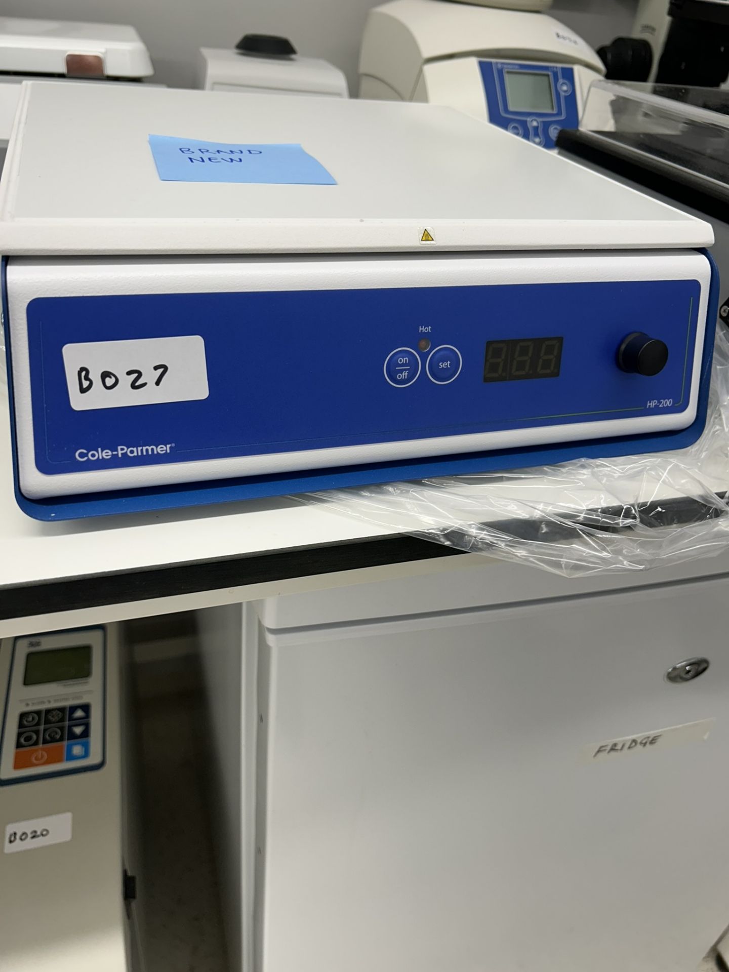 Cole-Parmer HP-200 Digital Hotplate – New / Unused - Image 2 of 7