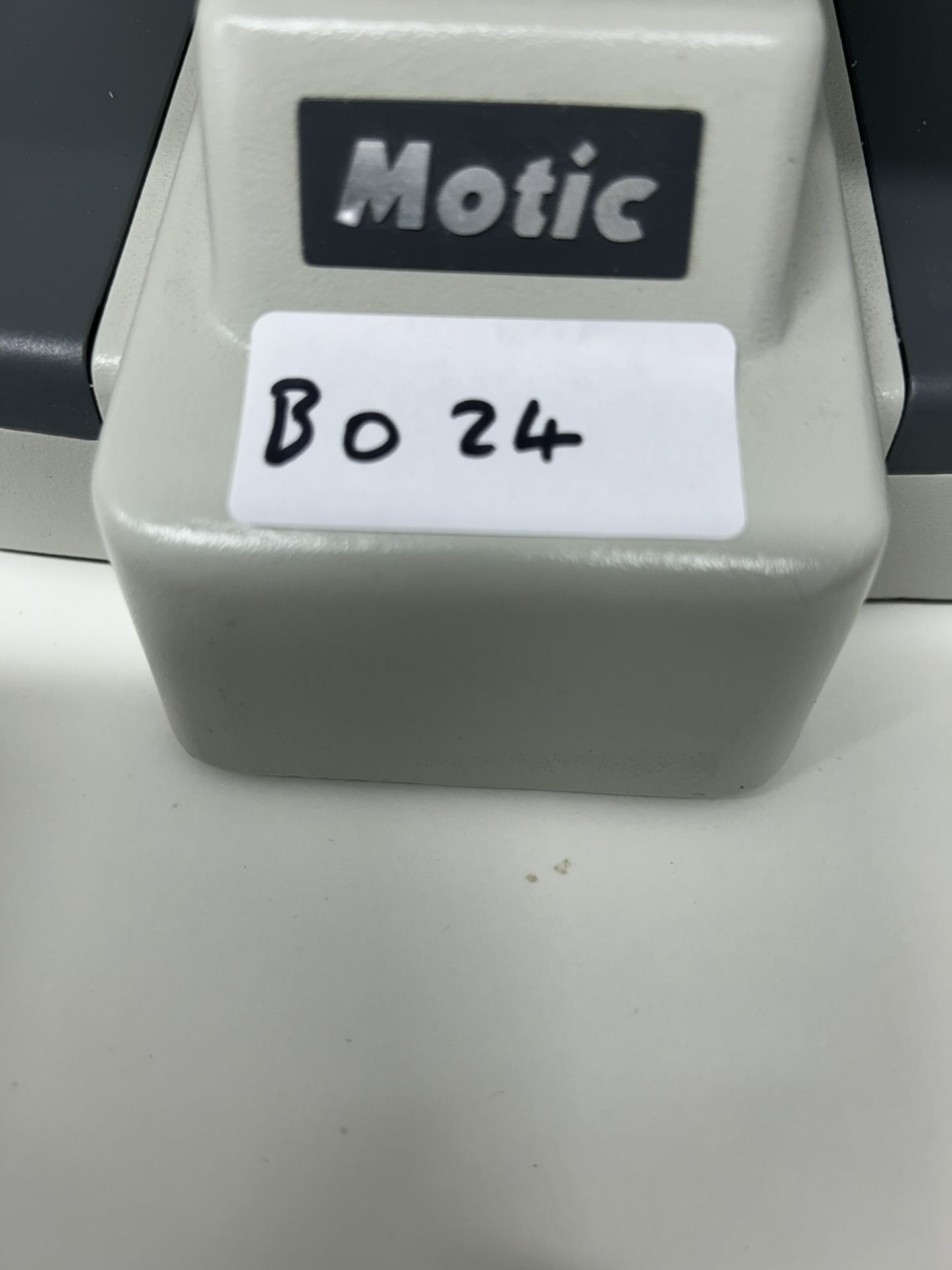 Motic B1 Series Binocular Laboratory Microscope - Image 2 of 7