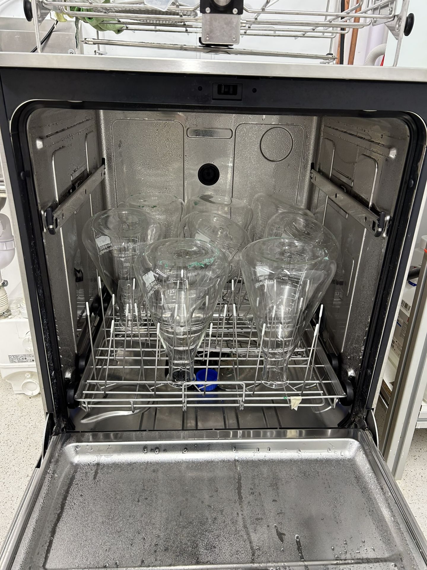 Miele Professional Laboratory Glassware Washer - Image 4 of 6
