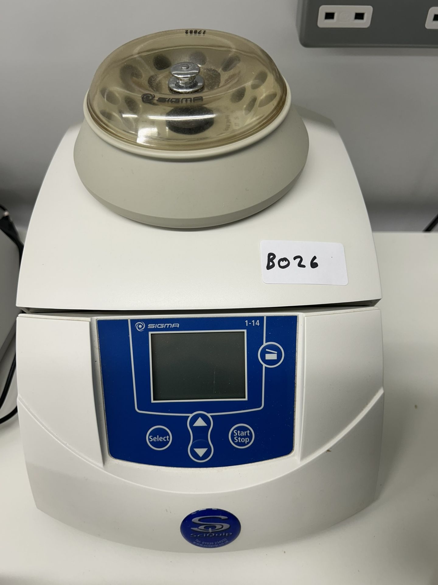 Sigma 1-14 Benchtop Laboratory Centrifuge with Rotor – Model 1-14