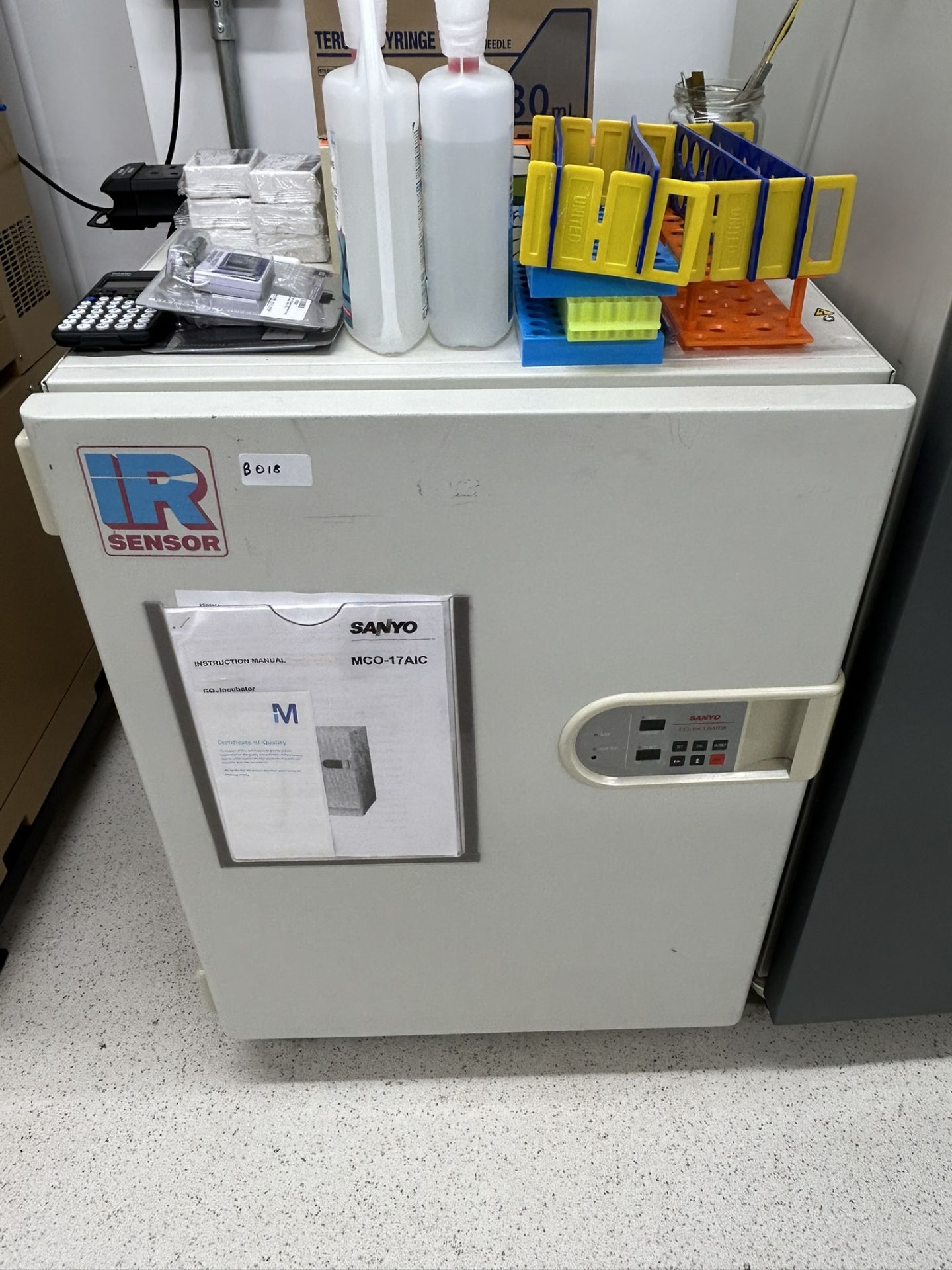SANYO MCO-17AIC CO₂ Incubator – Laboratory Incubator (IR Sensor)