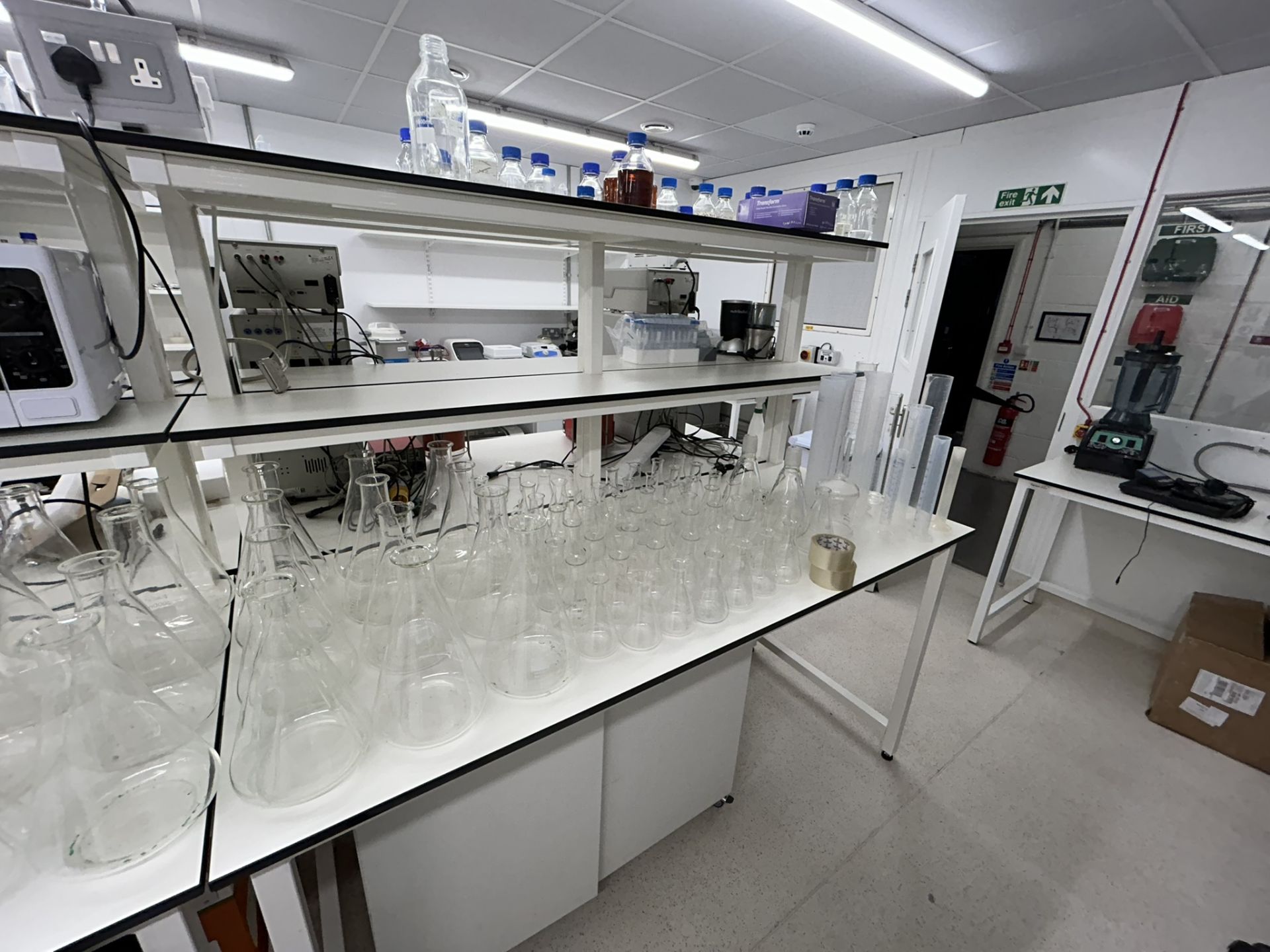 Heavy Duty Laboratory Bench with Upper Shelving – Lab-Tables – Industrial Workstation - Image 3 of 8