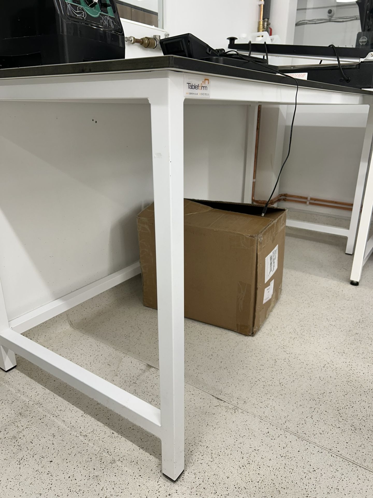 Heavy Duty Laboratory Bench / Work Table – Tableform – Industrial Quality - Image 3 of 3