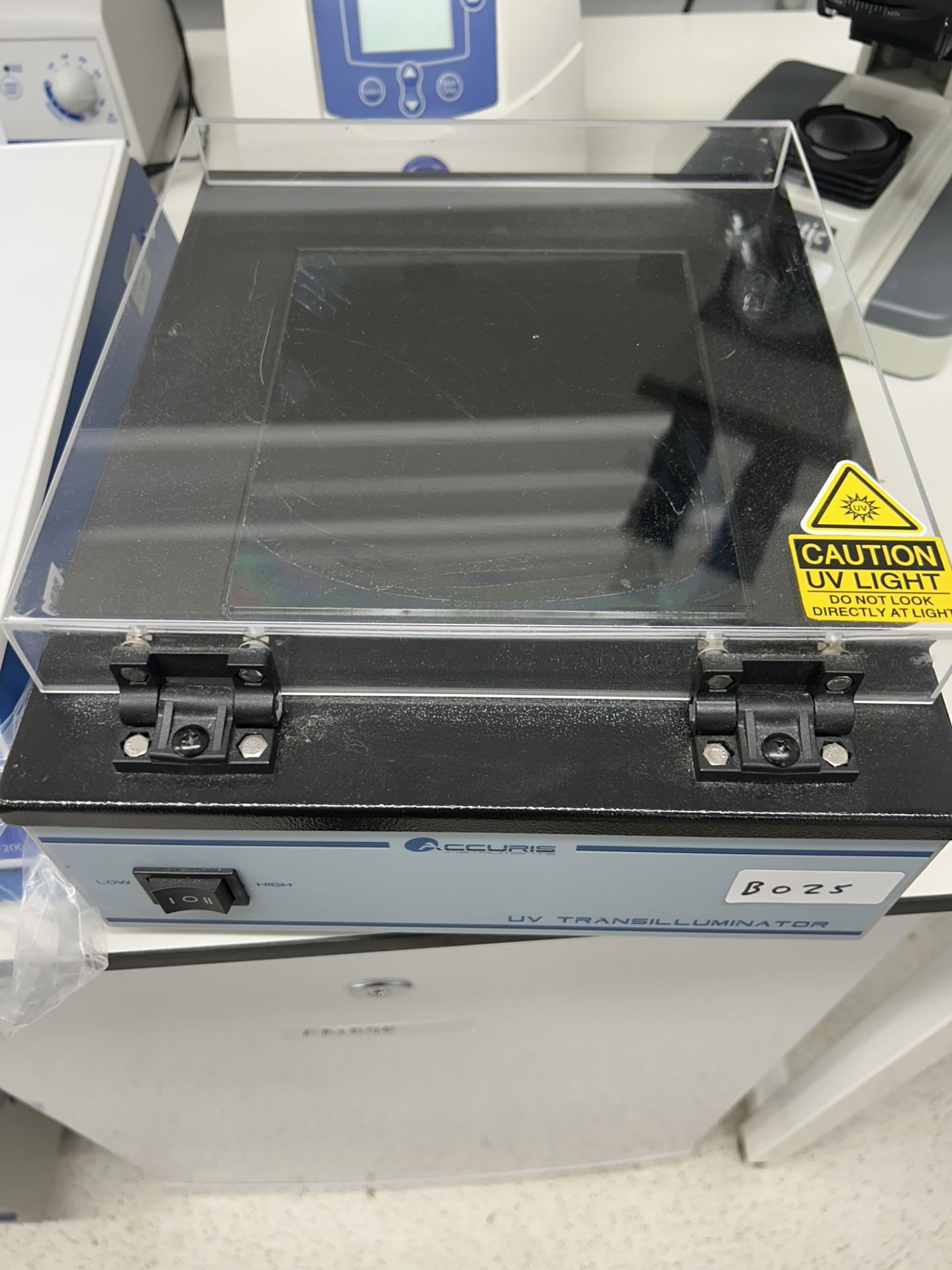 Accuris E3000-E UV Transilluminator with Safety Lid – Laboratory Equipment