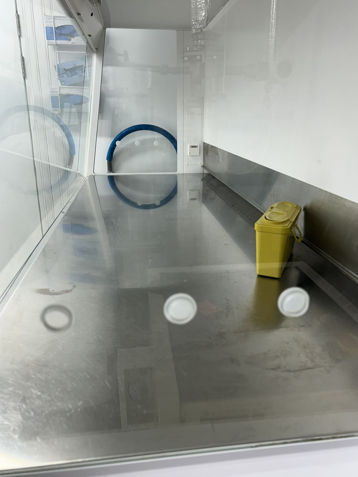 Labogene ScanLaf Fortuna 1800 Class II Microbiological Safety Cabinet (ISO Class 5) with Stand - Image 5 of 8