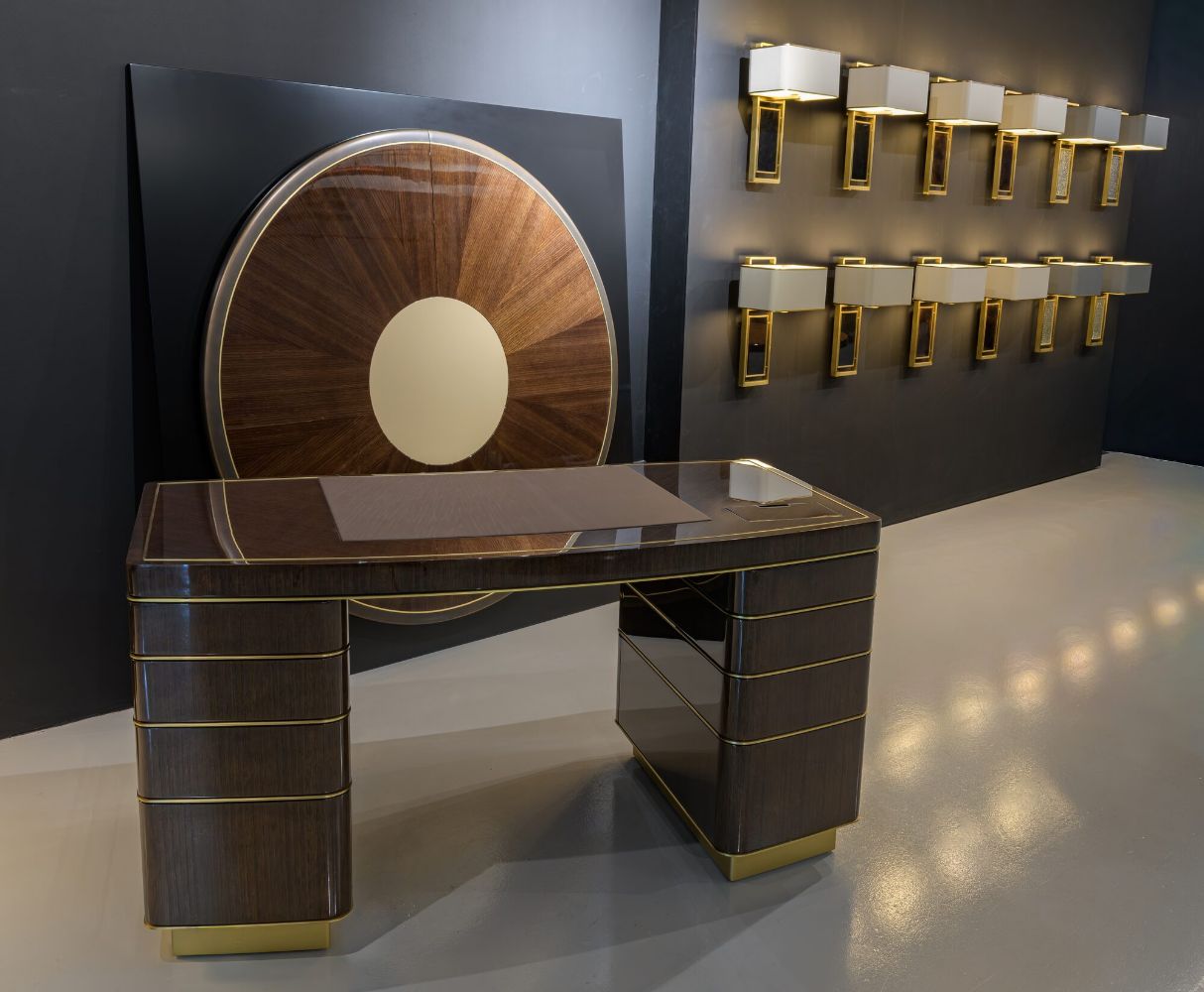Brand New Harrison Eidsgaard Bespoke Luxury Furniture & Superyacht Interiors - Exceptional Value Auction
