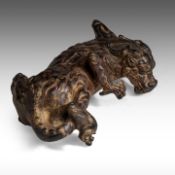 A fine Japanese polychrome and gilt lacquered bronze okimono of a Kirin, Meiji period, L 26 - H 8,5
