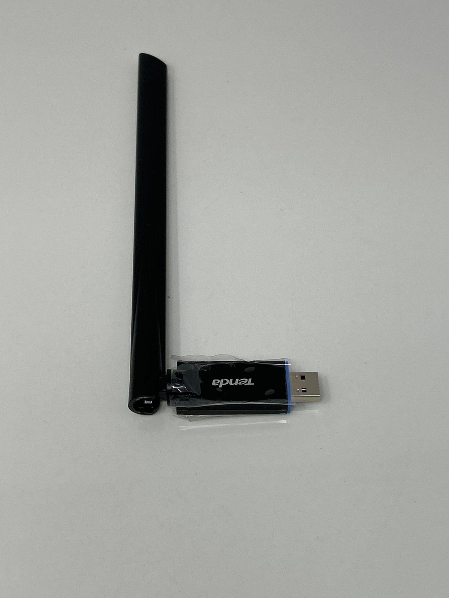 Tenda U11 Pro AX900 WiFi Adapter 6 USB 2.0, Dual Band WiFi Stick for Desktop PC, External Antenna 6 - Image 3 of 4