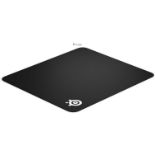SteelSeries QcK+ - Gaming Mouse Pad - Non-Slip Fabric Base with Rubber Backing - Black (450mm x 400