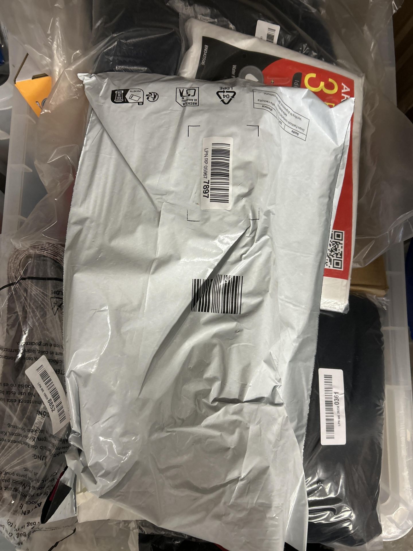 COMBINED LOT OF 40 ITEMS - RRP £412.05 - AET, JSP, IAZZCO, GloBrite, Shower, AA, Light, 100g