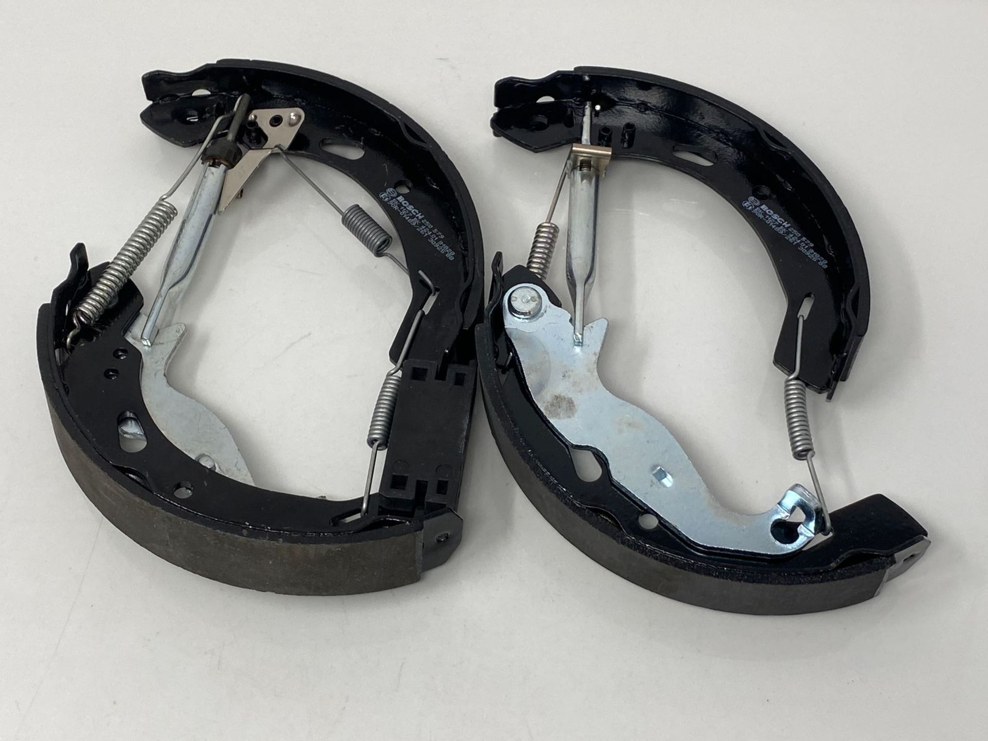 RRP £102.49 - Bosch KS666 Kit Super Pro - Rear Drum Brake Kit - 1 Pre-assembled Set - Image 2 of 3