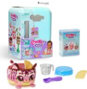 Cookeez Makery Freezy Cakez Mix & Decorate your plush best friend! Place your cake mix in the freez
