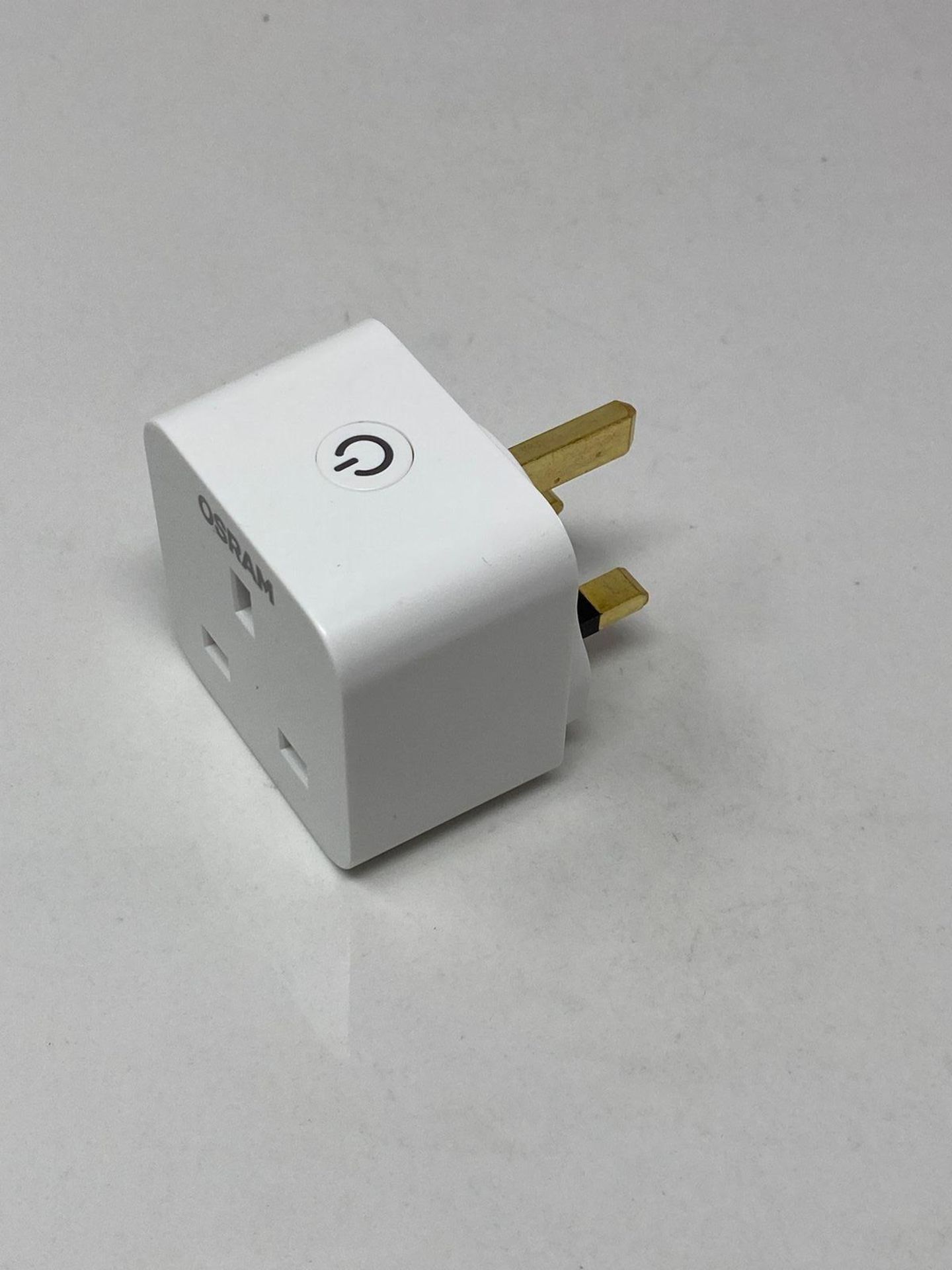 OSRAM SMART+ Indoor Plug UK, smart socket with Matter over WiFi, for integrating traditional device - Image 2 of 4