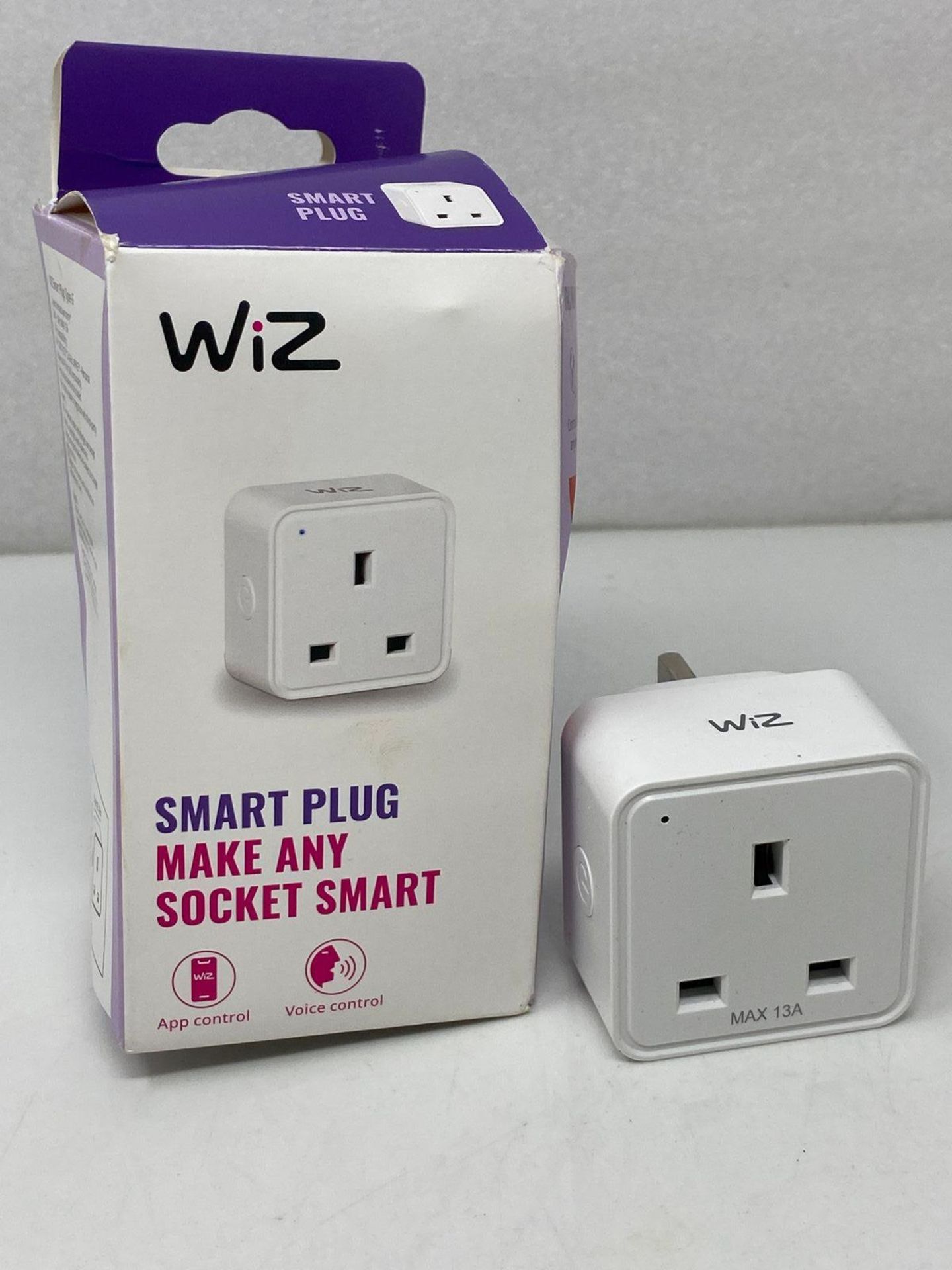 WiZ Smart Plug WiFi Connected. App Control for Home Indoor Lighting Automation, Livingroom, Bedroom. - Image 2 of 3