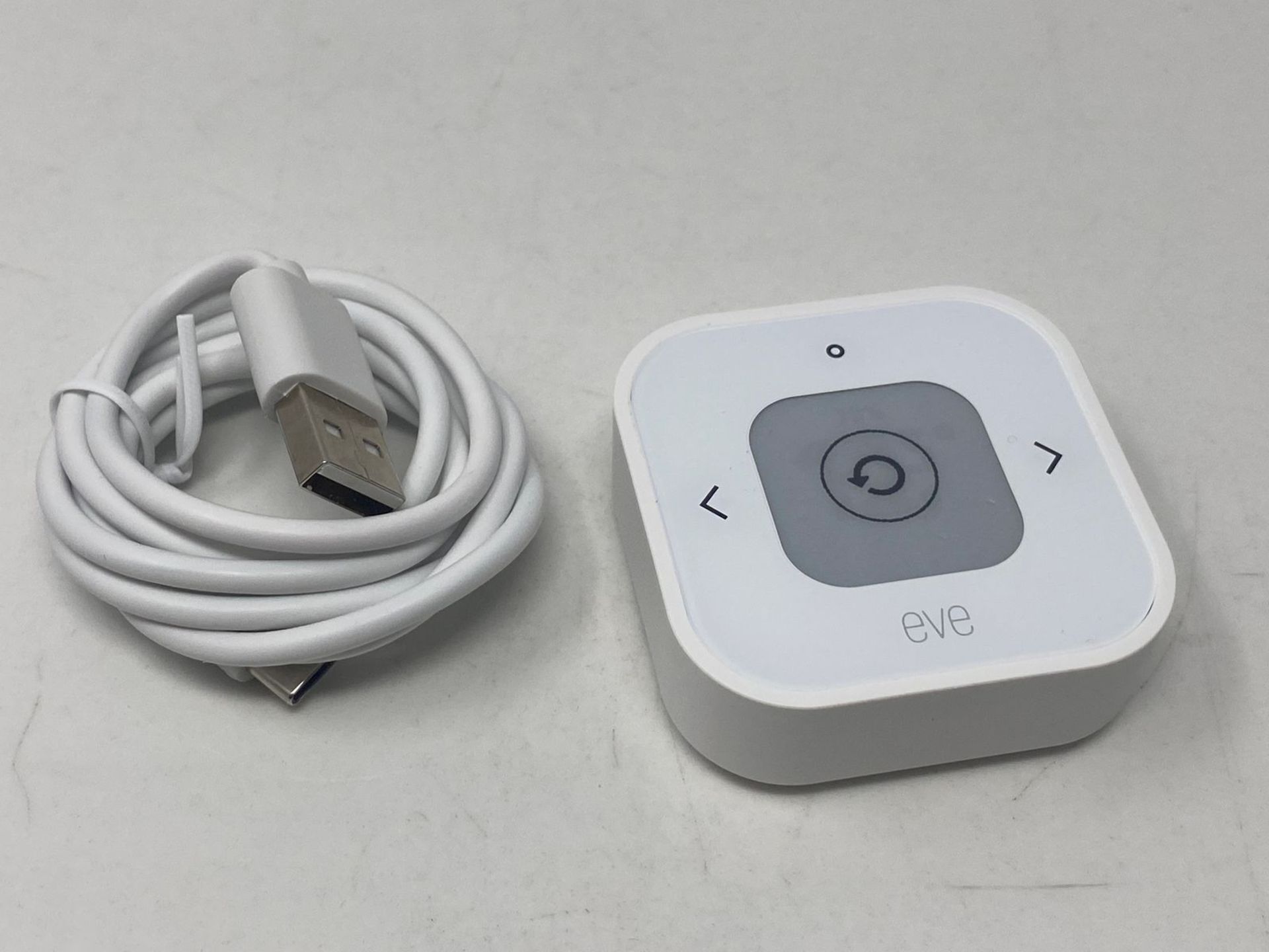 RRP £64.65 - Eve Thermo Control (Matter) â€“ Temperature sensor and controller for Eve Thermo (Matt - Image 4 of 4