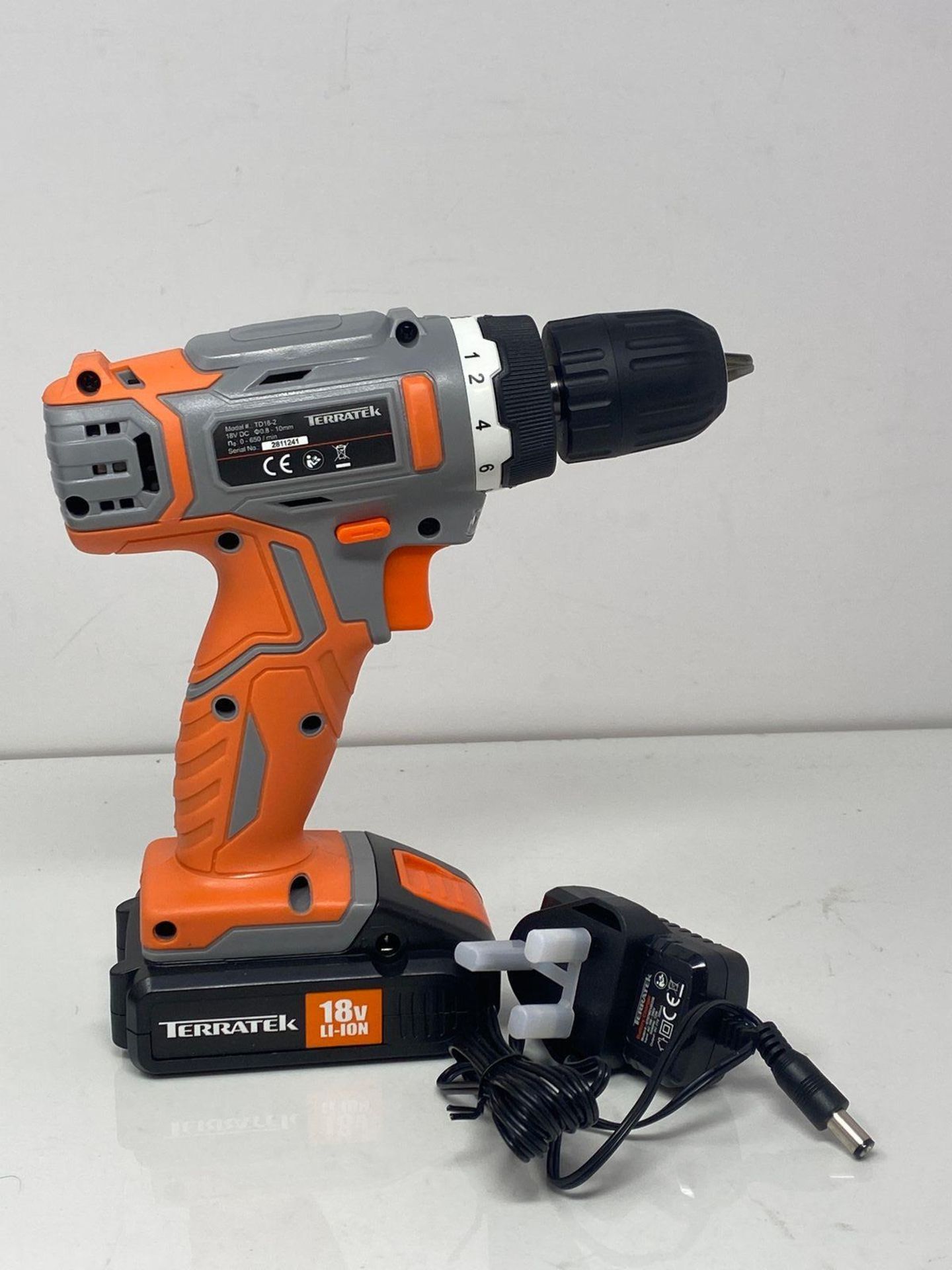 Terratek Cordless Drill Driver 18V Lithium-Ion, 13Pc Electric Screwdriver Set, LED Work Light, Elec - Image 2 of 5