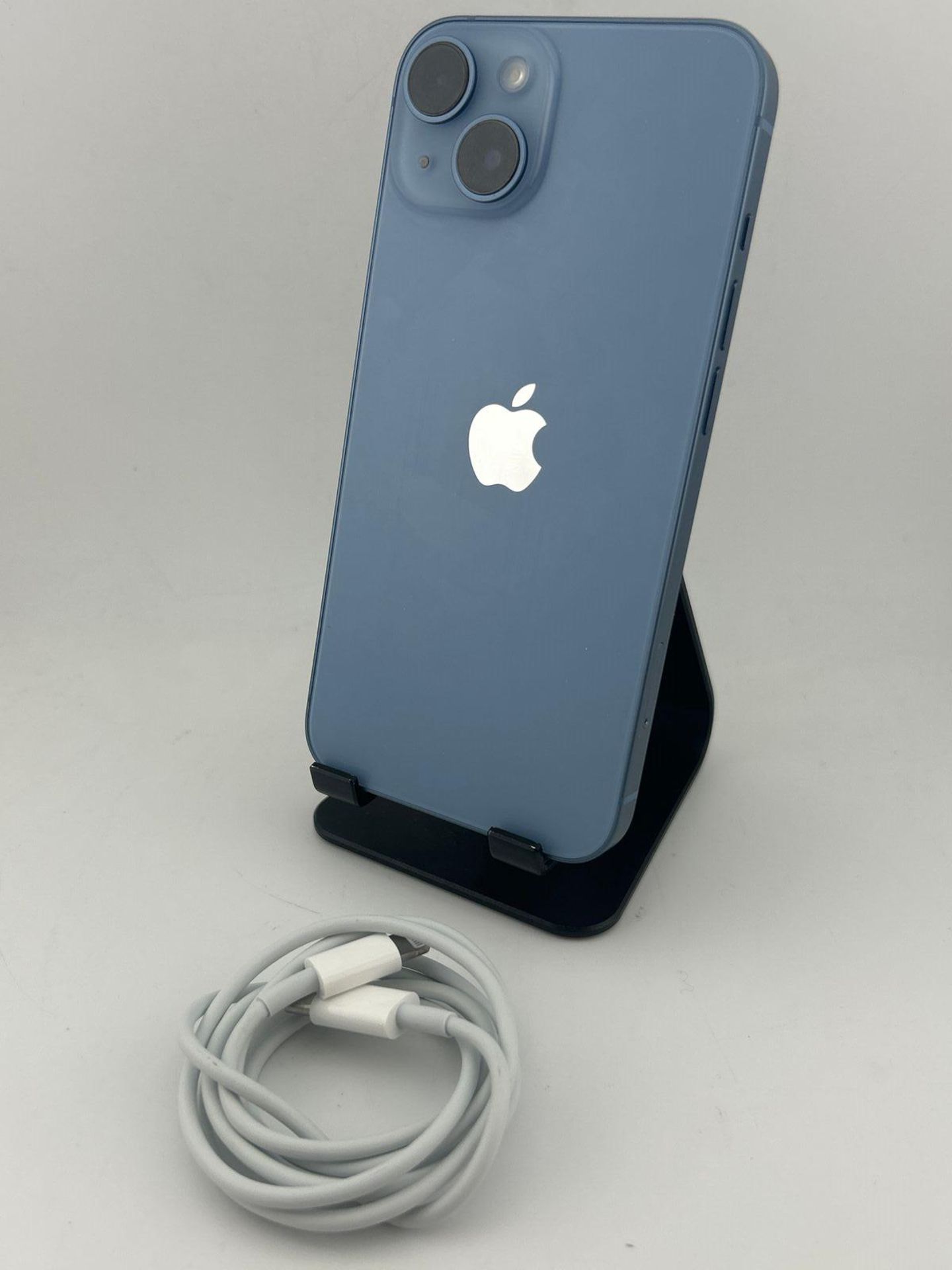 RRP £388.16 - Apple iPhone 14 (128 GB) - Blue - Image 2 of 8