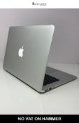 MacBook Air 13" (Mid 2017) - Core i5 1.8 GHz - 8 GB Memory - 256 GB - Intel HD Graphics 6000 - QWER