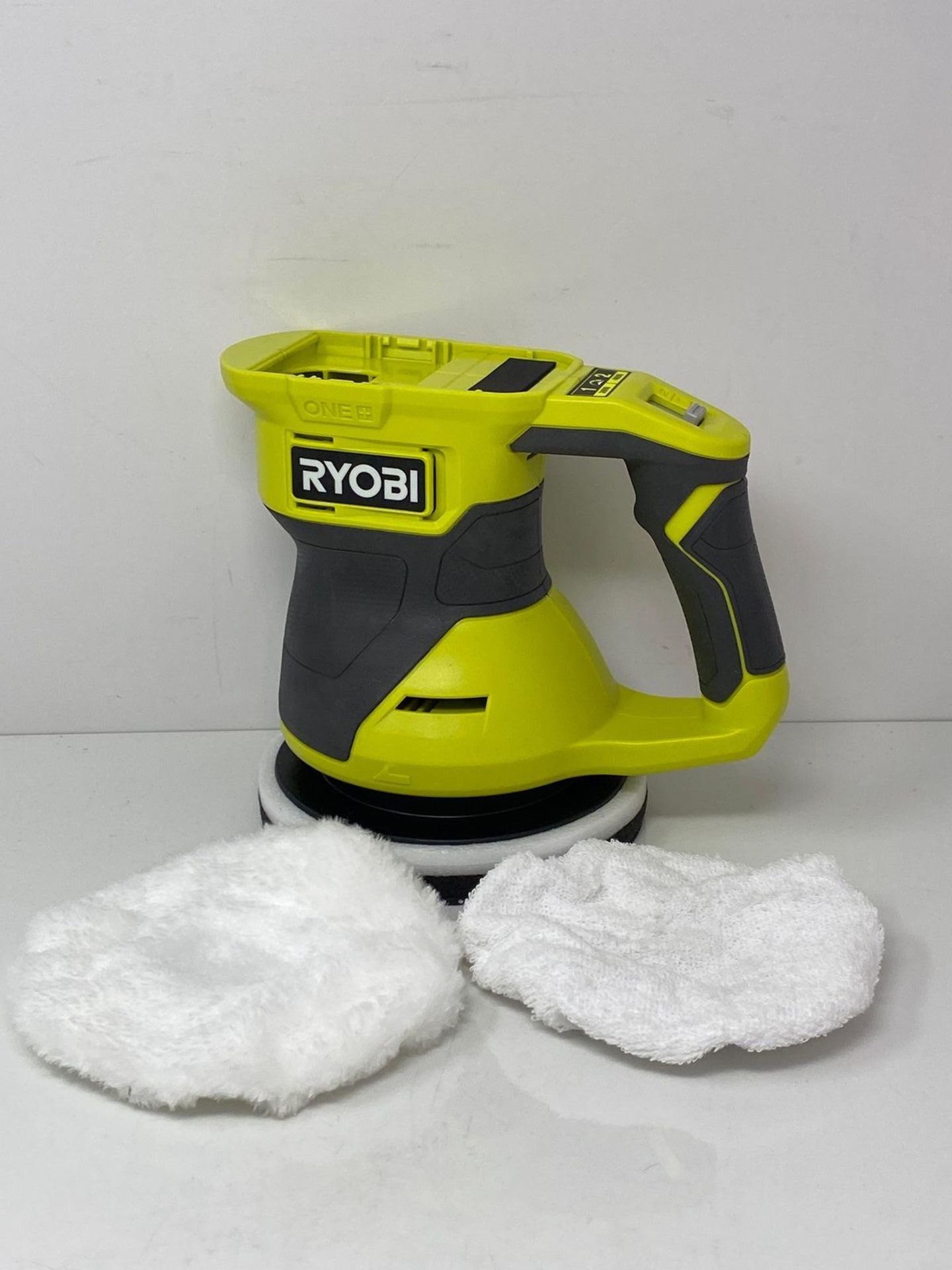 RRP £57.65 - RBP18150-0 18V ONE+ Cordless 150mm Buffer (Battery & Charger Excluded) - Image 3 of 5