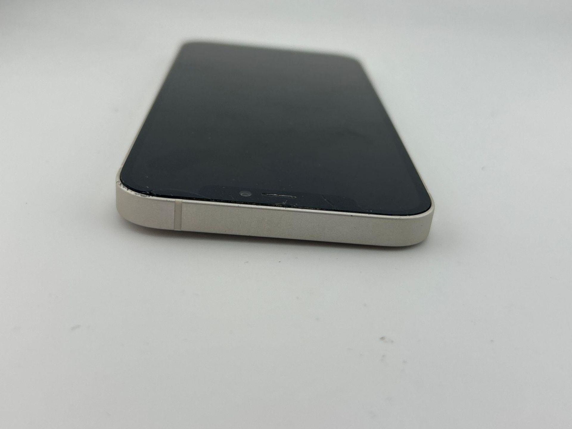 Apple Iphone 12,128GB,White - Image 6 of 8